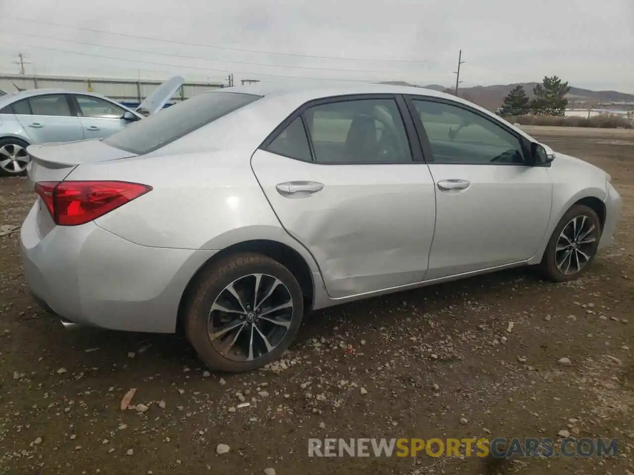 3 Photograph of a damaged car 2T1BURHE4KC152454 TOYOTA COROLLA 2019