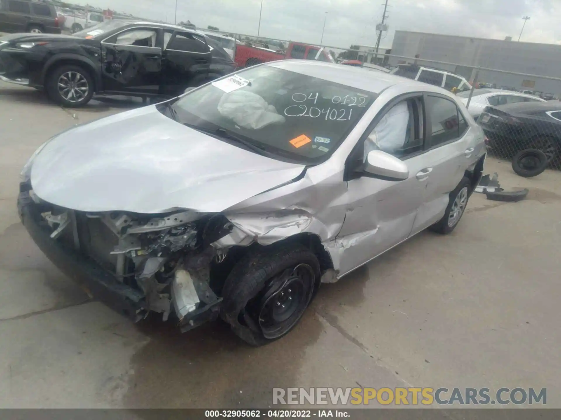 2 Photograph of a damaged car 2T1BURHE4KC153491 TOYOTA COROLLA 2019