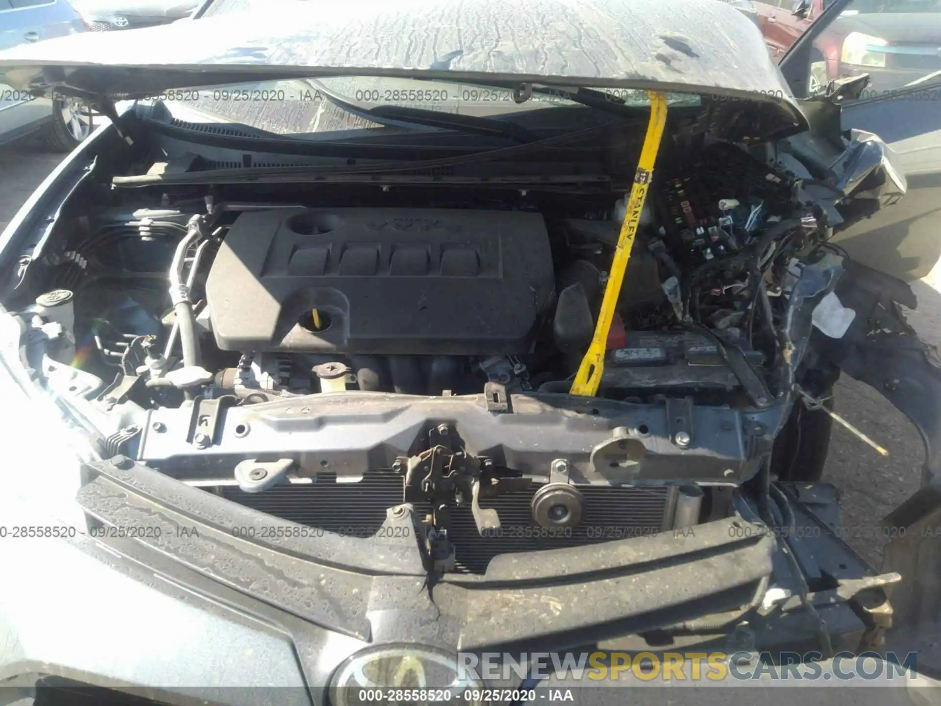 10 Photograph of a damaged car 2T1BURHE4KC154236 TOYOTA COROLLA 2019