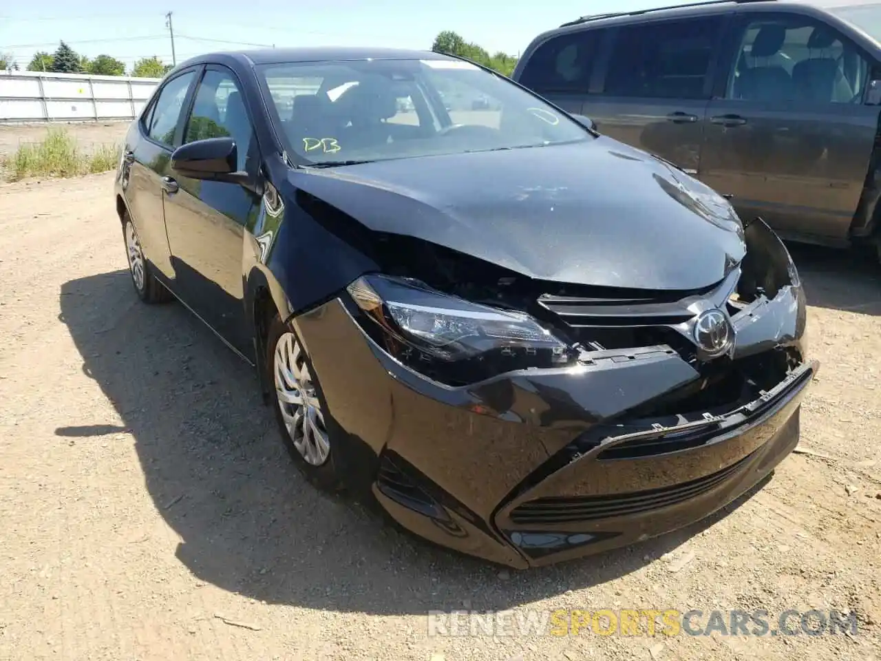 1 Photograph of a damaged car 2T1BURHE4KC155337 TOYOTA COROLLA 2019