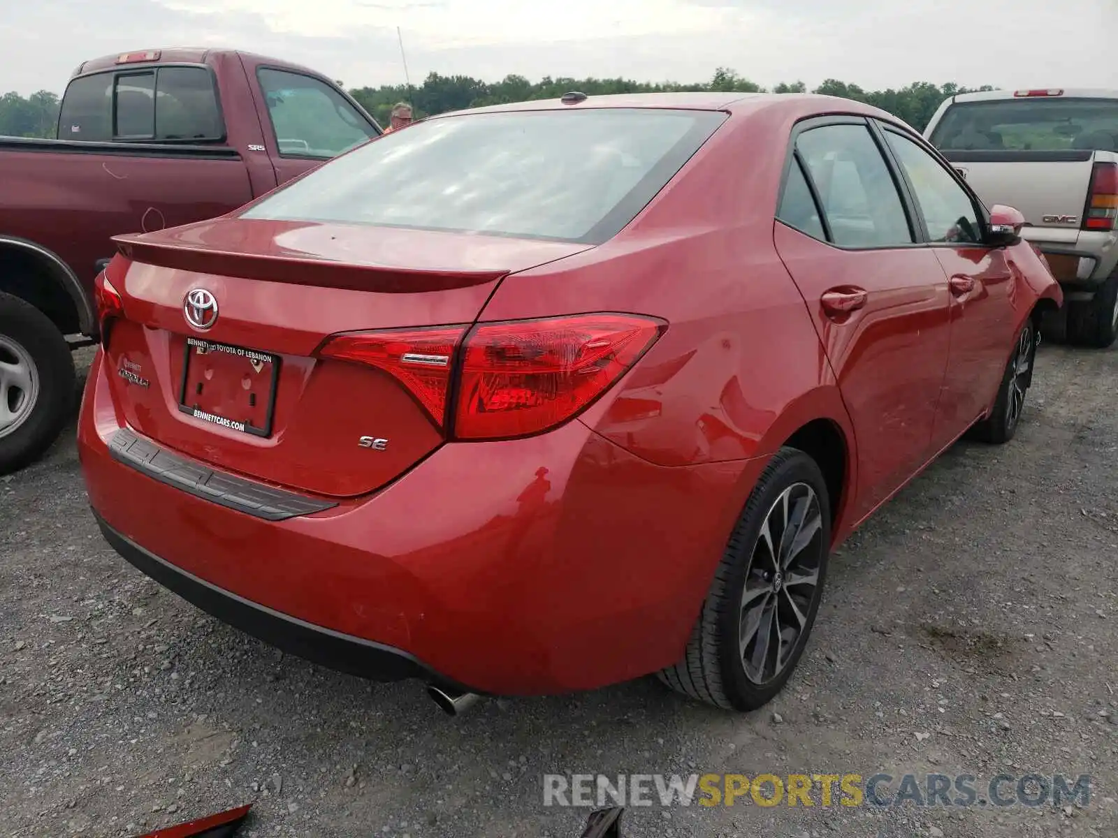 4 Photograph of a damaged car 2T1BURHE4KC155774 TOYOTA COROLLA 2019