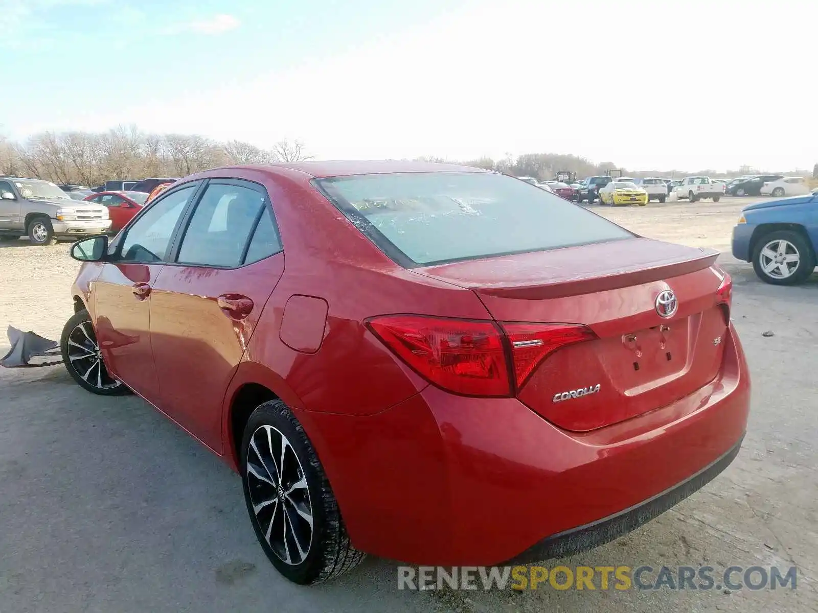 3 Photograph of a damaged car 2T1BURHE4KC156505 TOYOTA COROLLA 2019