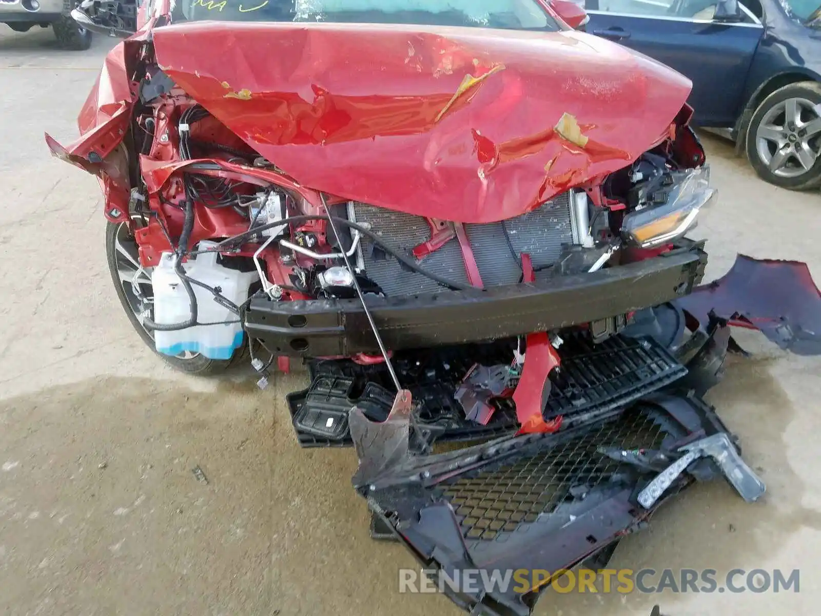 9 Photograph of a damaged car 2T1BURHE4KC156505 TOYOTA COROLLA 2019