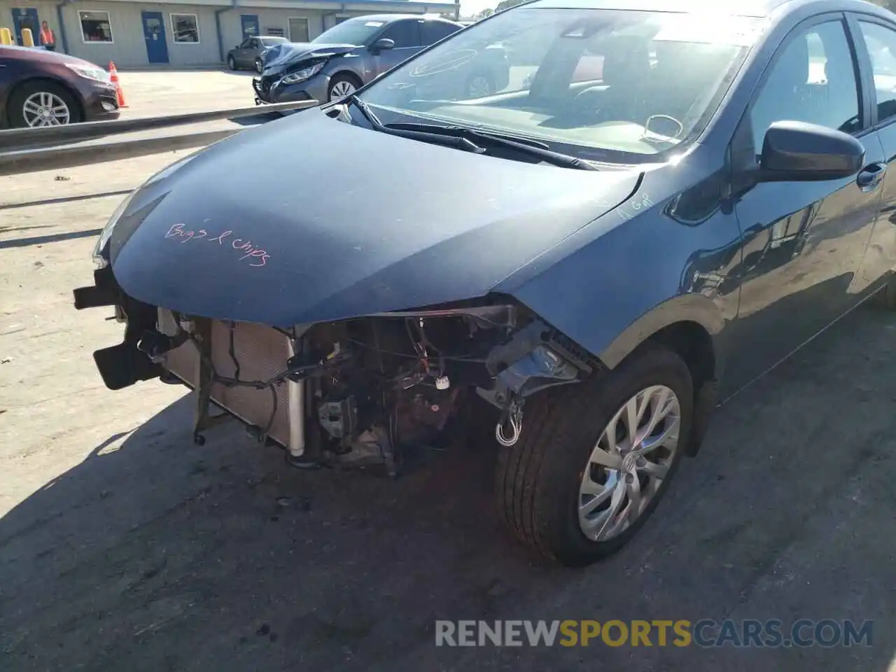 9 Photograph of a damaged car 2T1BURHE4KC157167 TOYOTA COROLLA 2019