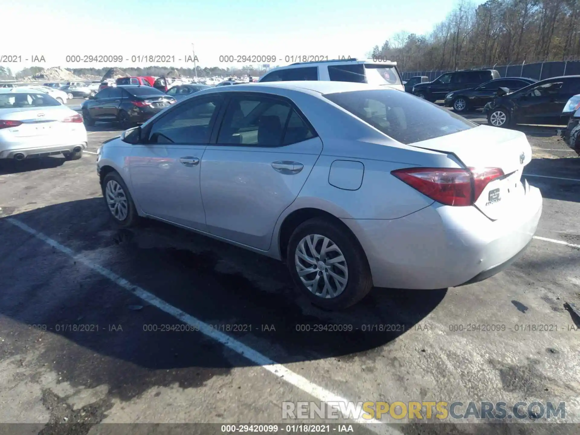 3 Photograph of a damaged car 2T1BURHE4KC157511 TOYOTA COROLLA 2019