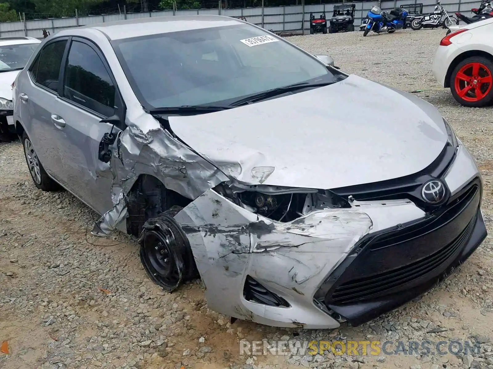 1 Photograph of a damaged car 2T1BURHE4KC158397 TOYOTA COROLLA 2019