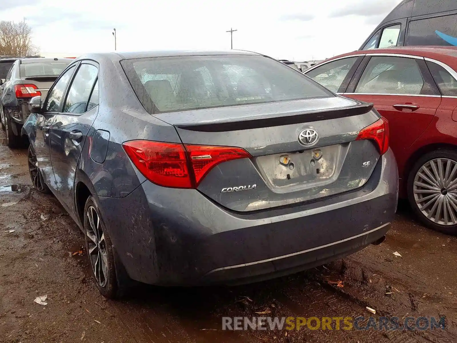 3 Photograph of a damaged car 2T1BURHE4KC158500 TOYOTA COROLLA 2019