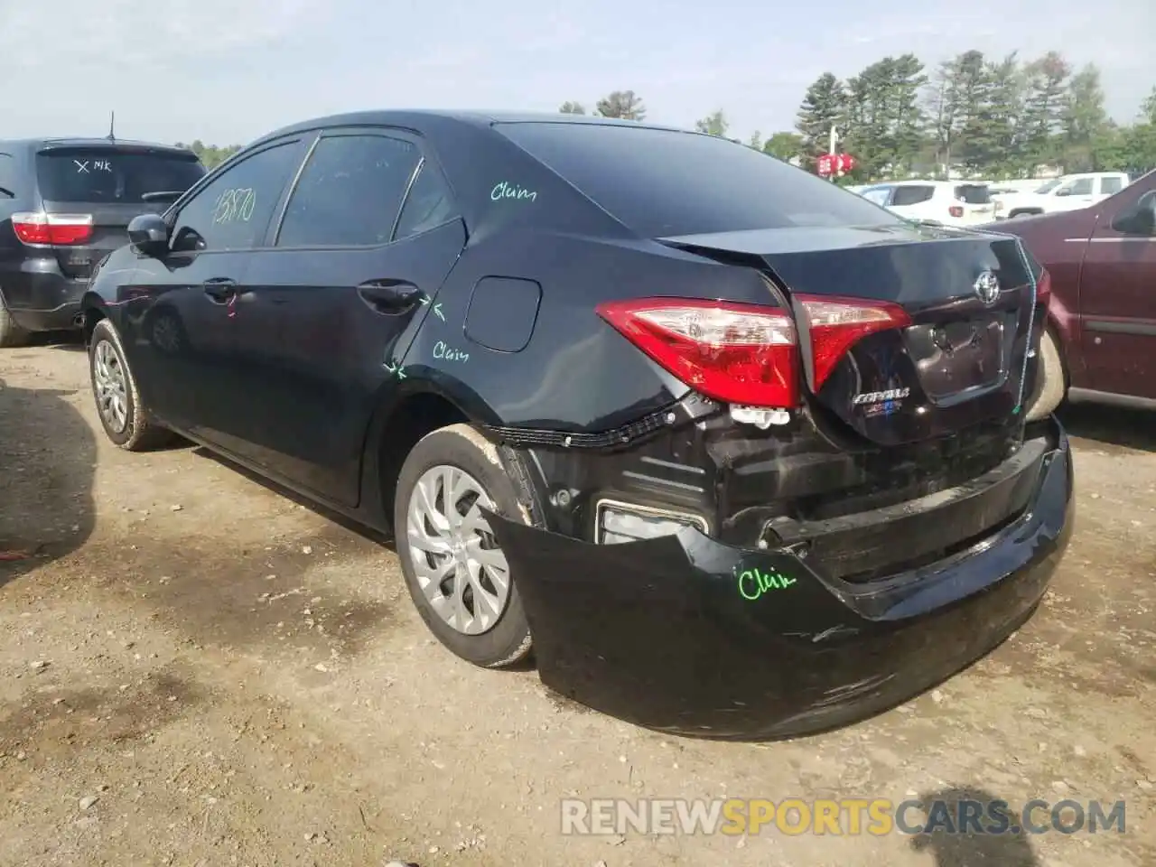 3 Photograph of a damaged car 2T1BURHE4KC158836 TOYOTA COROLLA 2019