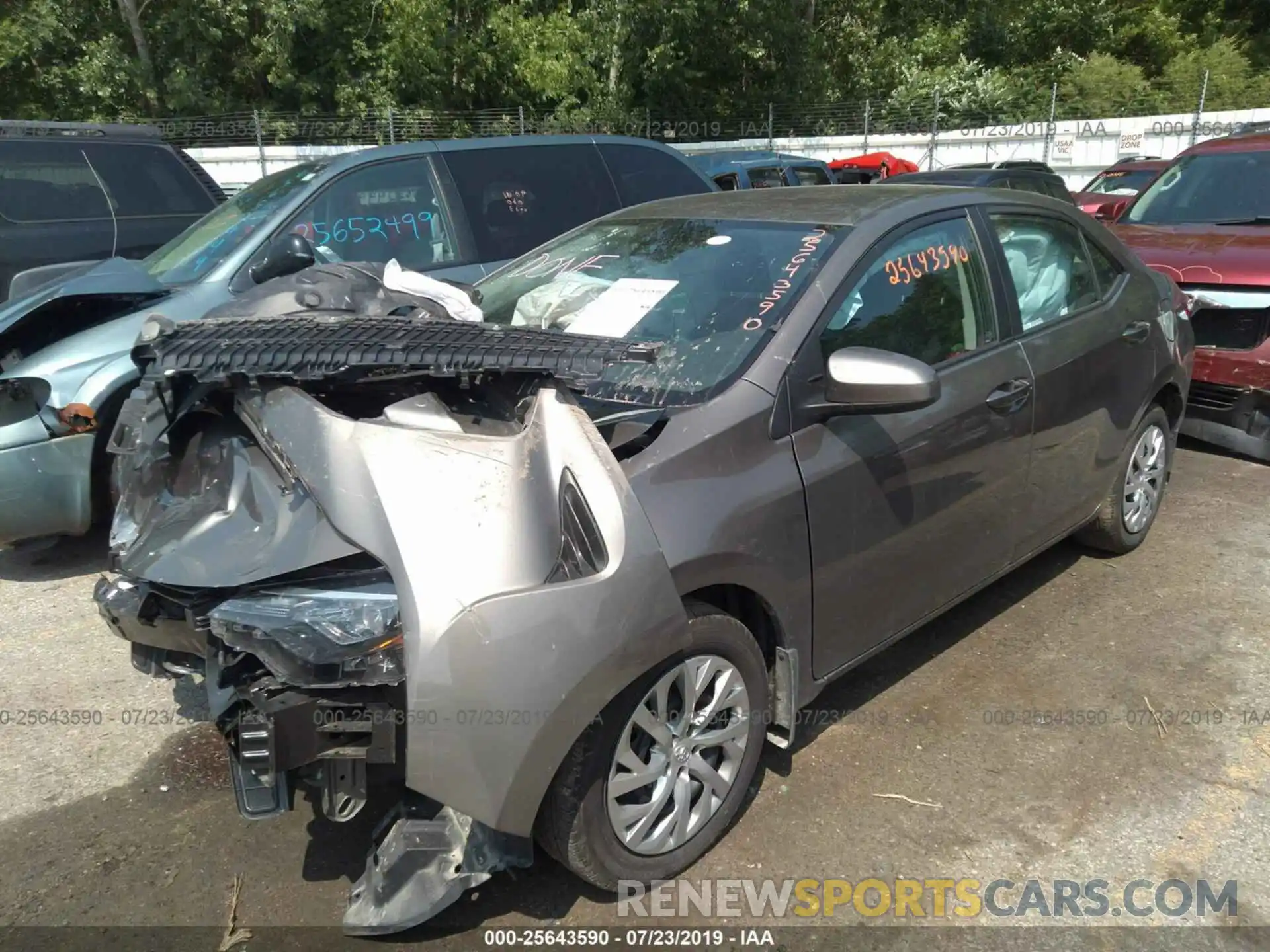 2 Photograph of a damaged car 2T1BURHE4KC159811 TOYOTA COROLLA 2019