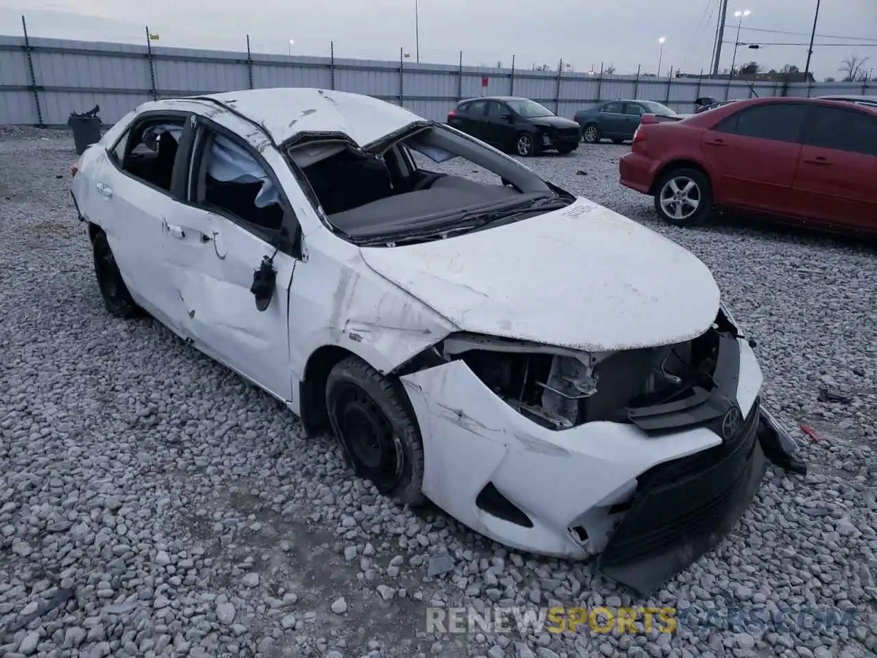 1 Photograph of a damaged car 2T1BURHE4KC160456 TOYOTA COROLLA 2019