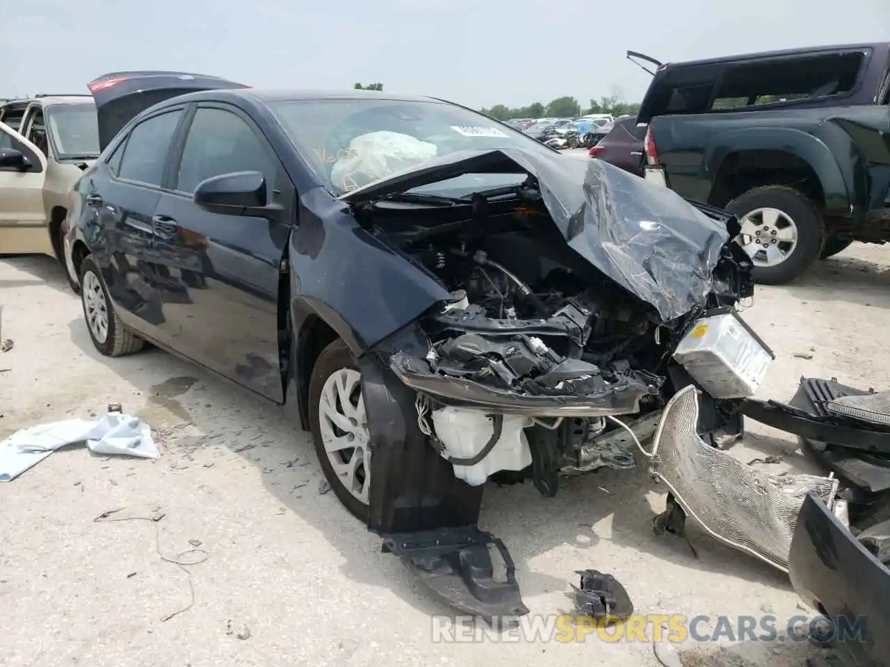 1 Photograph of a damaged car 2T1BURHE4KC160876 TOYOTA COROLLA 2019