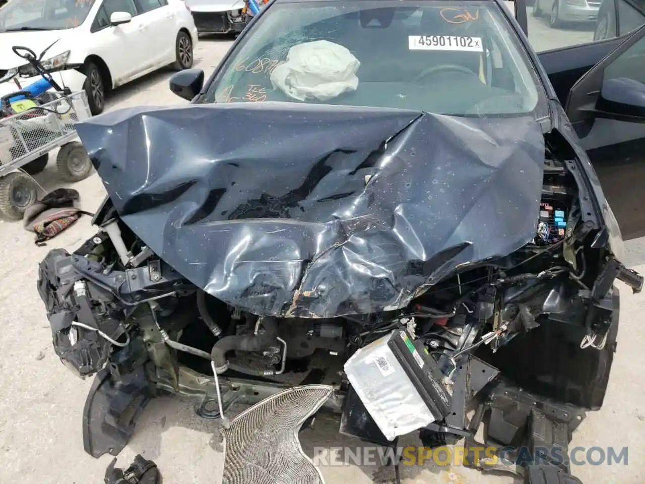 7 Photograph of a damaged car 2T1BURHE4KC160876 TOYOTA COROLLA 2019