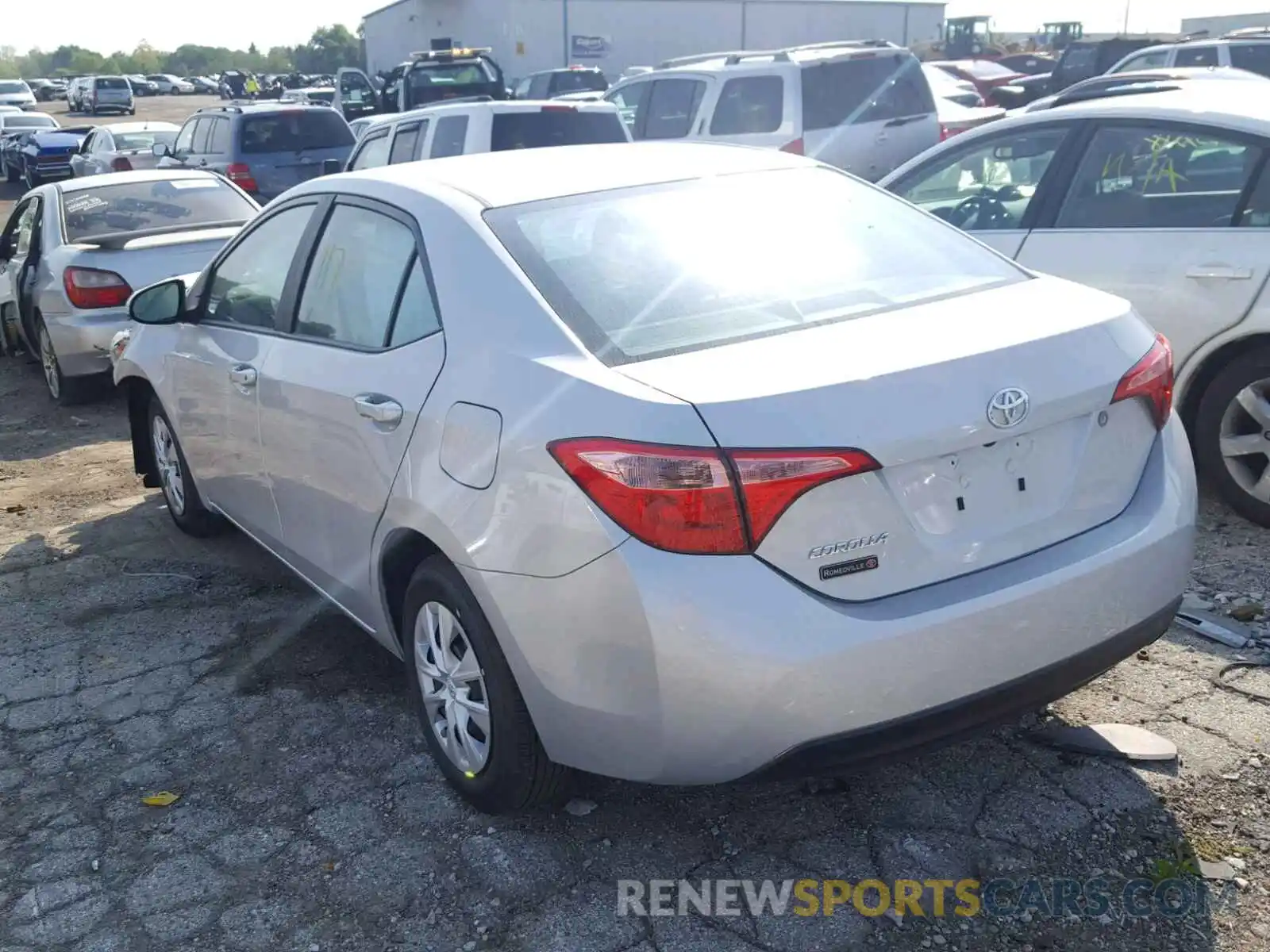 3 Photograph of a damaged car 2T1BURHE4KC161560 TOYOTA COROLLA 2019