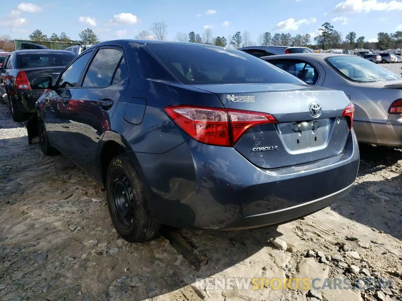 3 Photograph of a damaged car 2T1BURHE4KC161672 TOYOTA COROLLA 2019