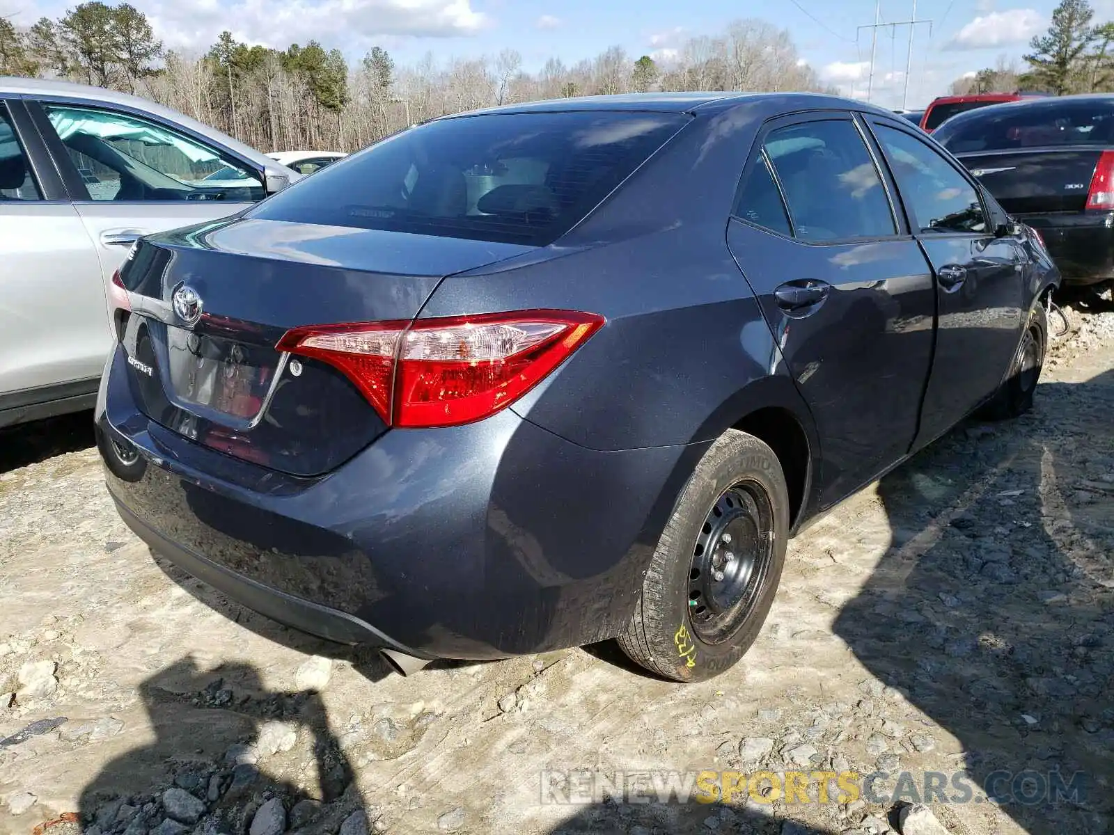 4 Фотография поврежденного автомобиля 2T1BURHE4KC161672 TOYOTA COROLLA 2019