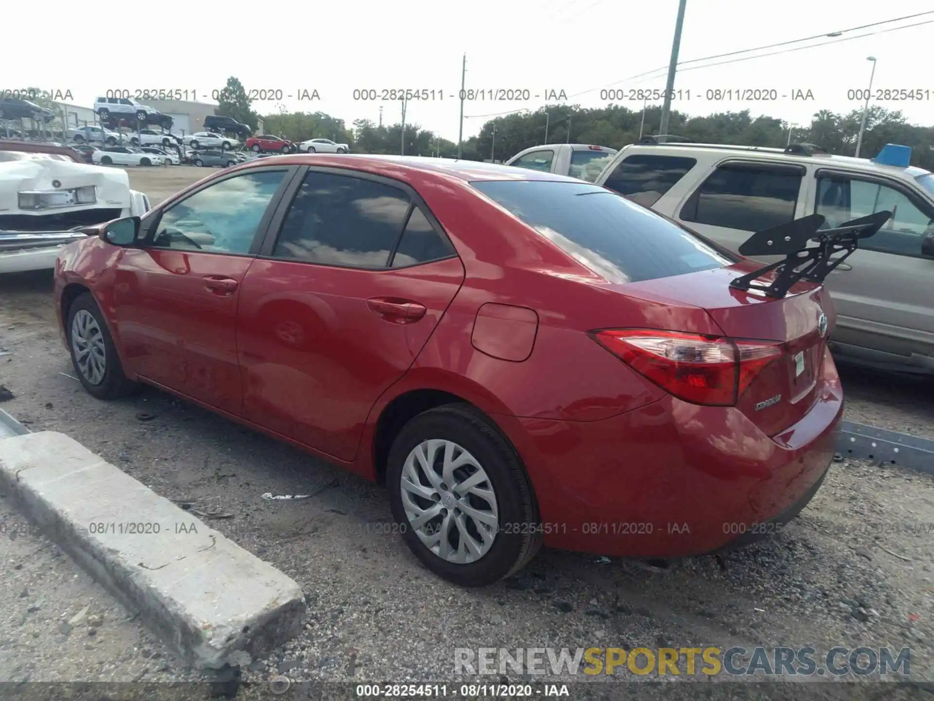 3 Photograph of a damaged car 2T1BURHE4KC162269 TOYOTA COROLLA 2019