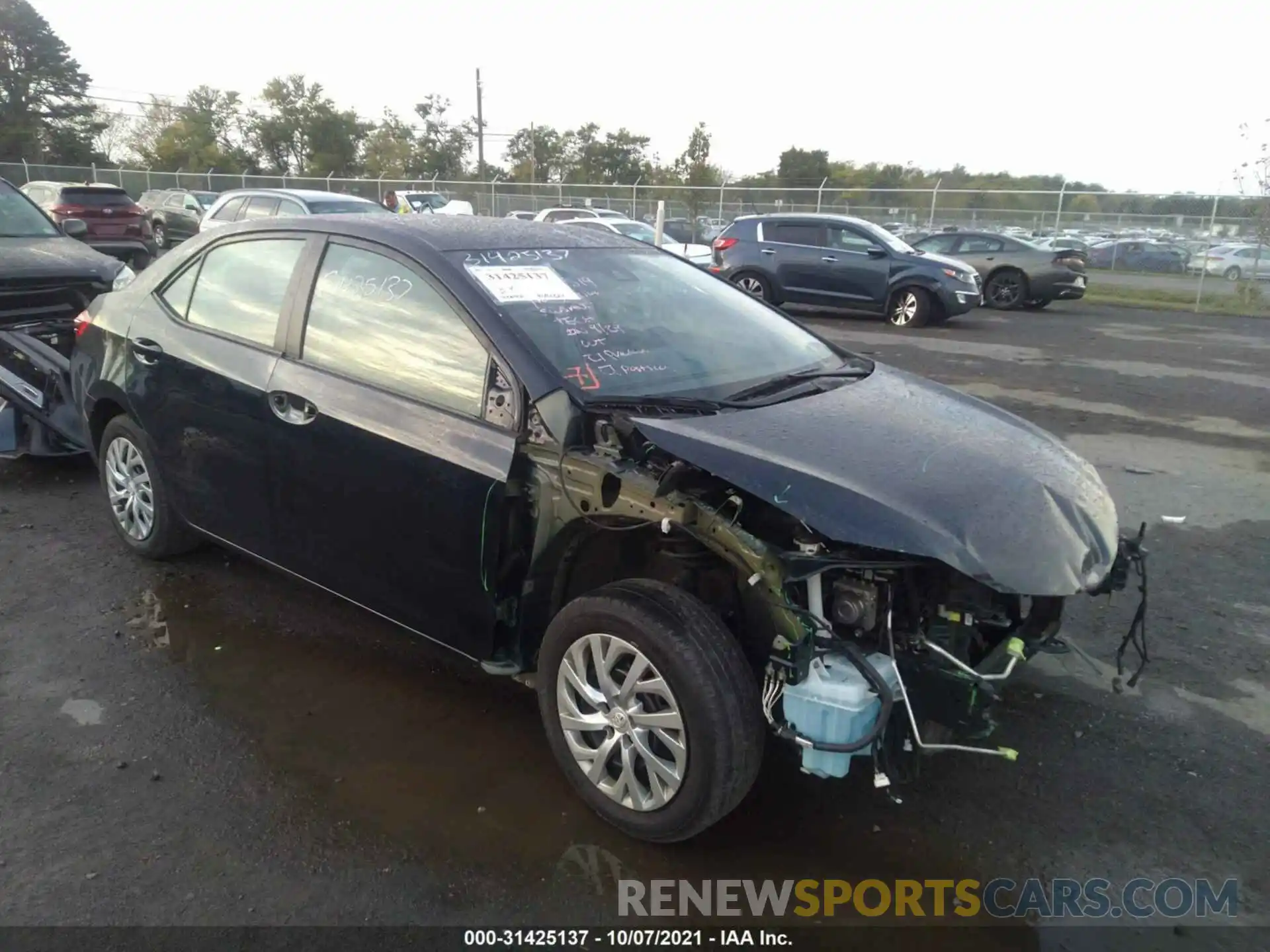 1 Photograph of a damaged car 2T1BURHE4KC164961 TOYOTA COROLLA 2019