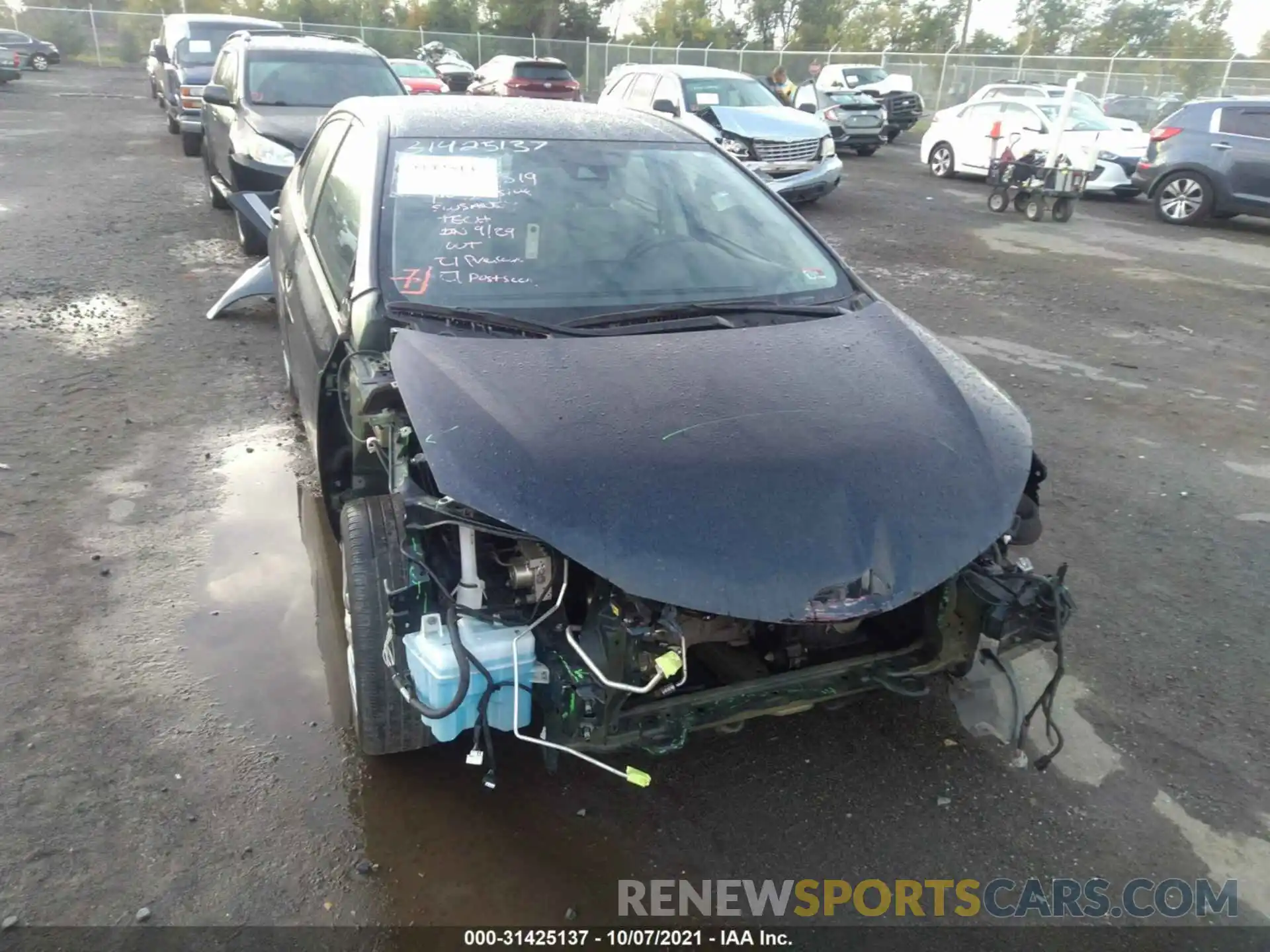 6 Photograph of a damaged car 2T1BURHE4KC164961 TOYOTA COROLLA 2019