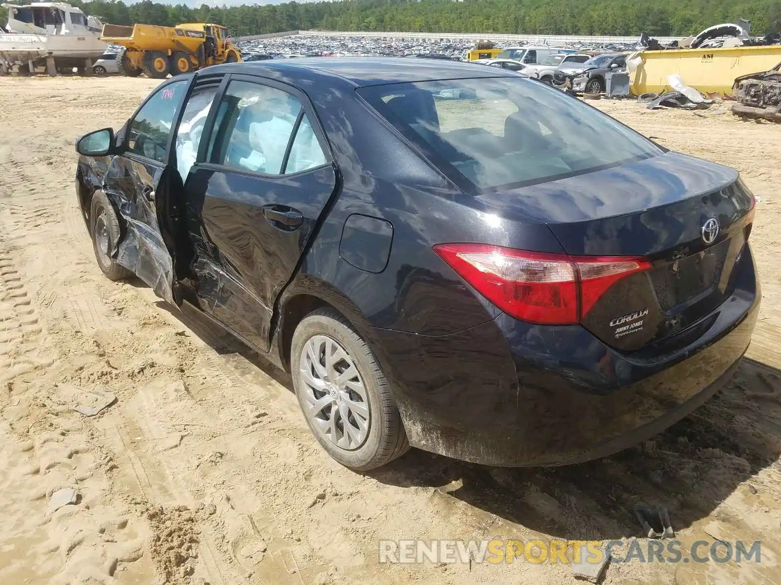 3 Photograph of a damaged car 2T1BURHE4KC165169 TOYOTA COROLLA 2019