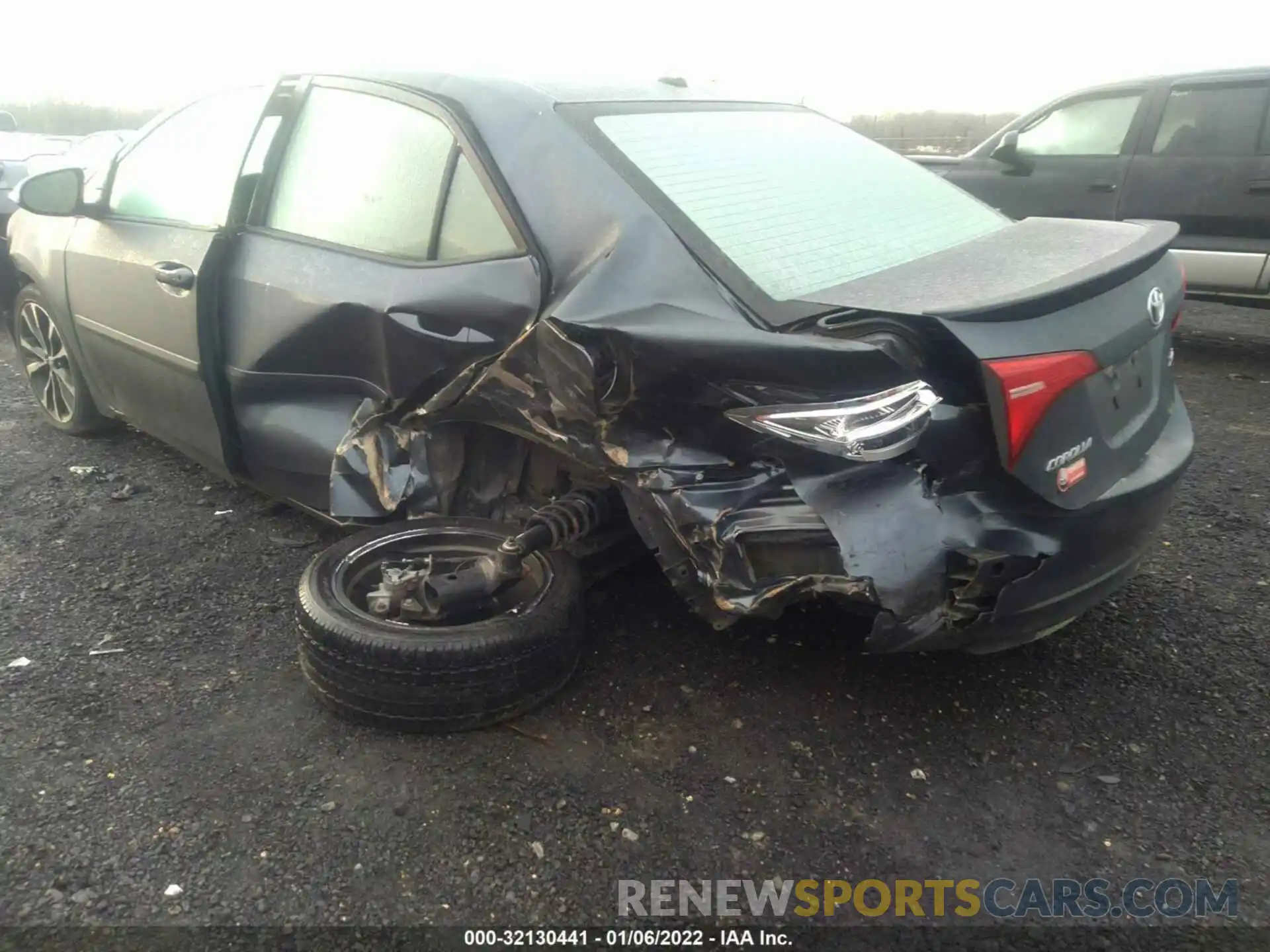 6 Photograph of a damaged car 2T1BURHE4KC165284 TOYOTA COROLLA 2019