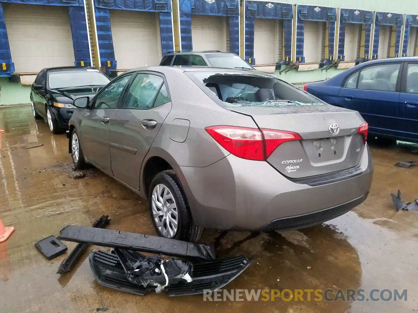 3 Photograph of a damaged car 2T1BURHE4KC165849 TOYOTA COROLLA 2019