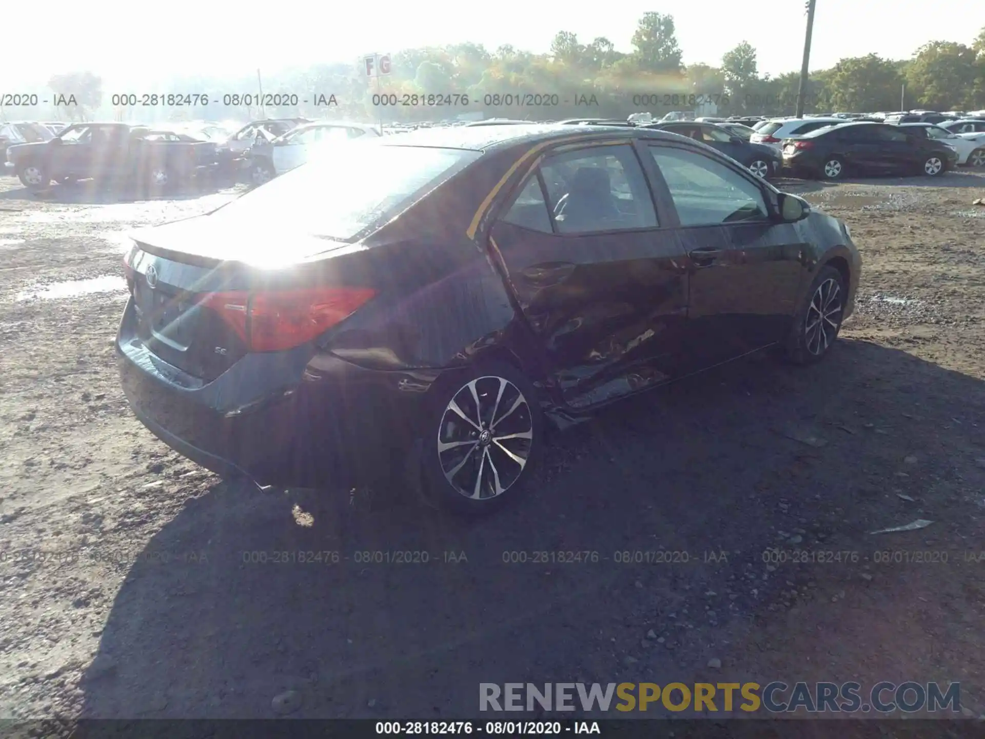 4 Photograph of a damaged car 2T1BURHE4KC166578 TOYOTA COROLLA 2019