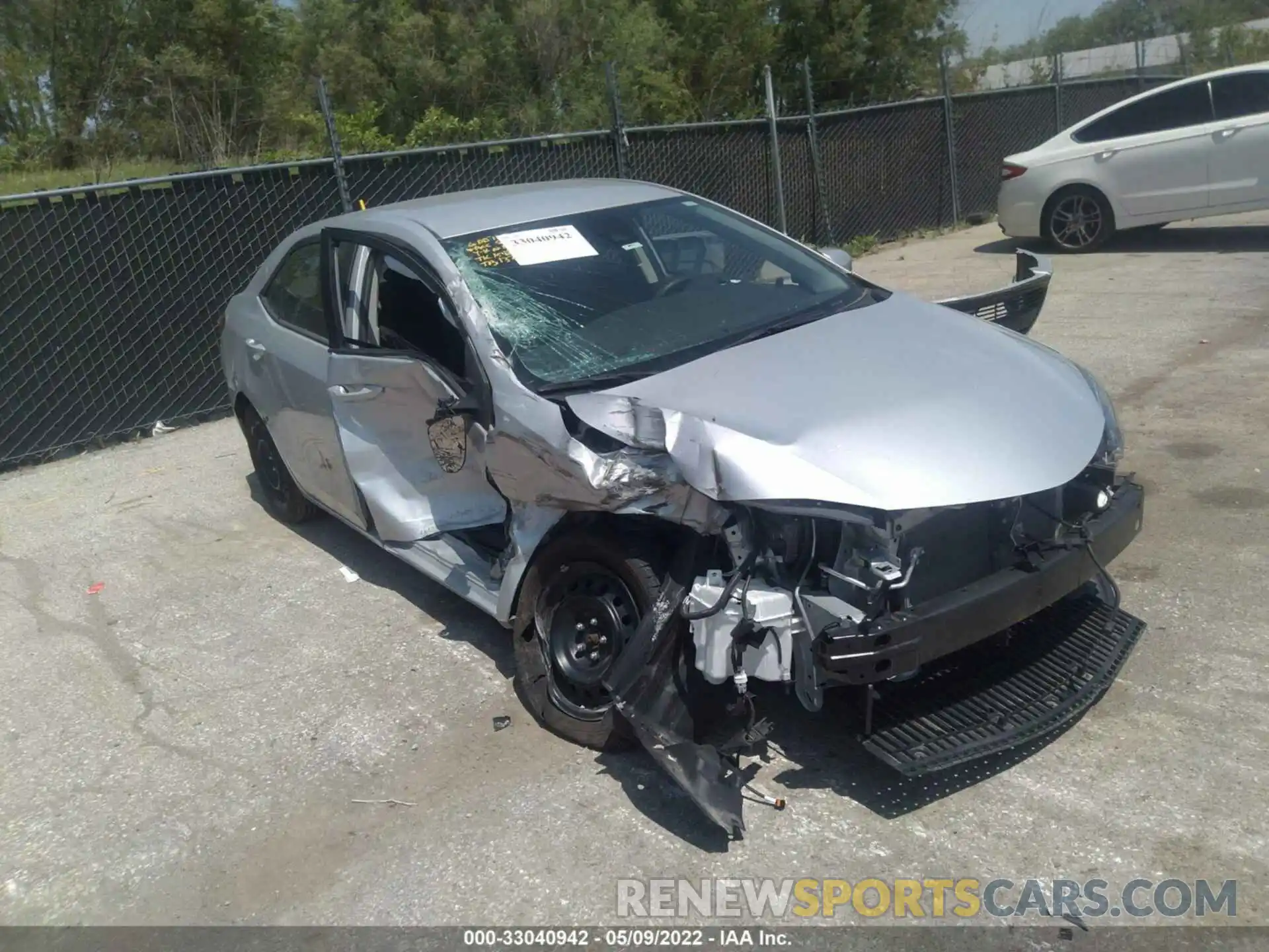 1 Photograph of a damaged car 2T1BURHE4KC167679 TOYOTA COROLLA 2019