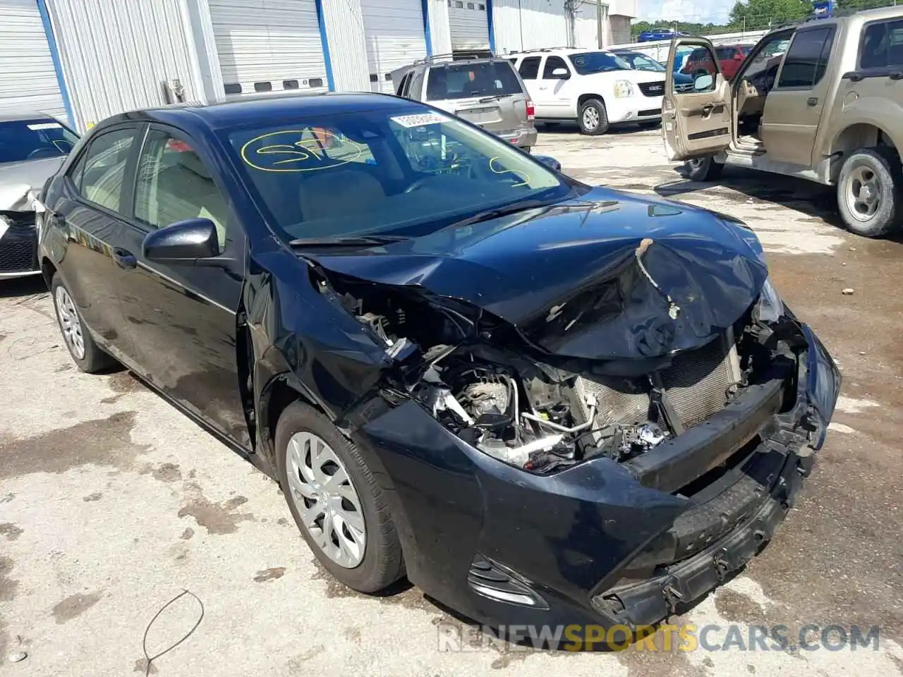 1 Photograph of a damaged car 2T1BURHE4KC168170 TOYOTA COROLLA 2019