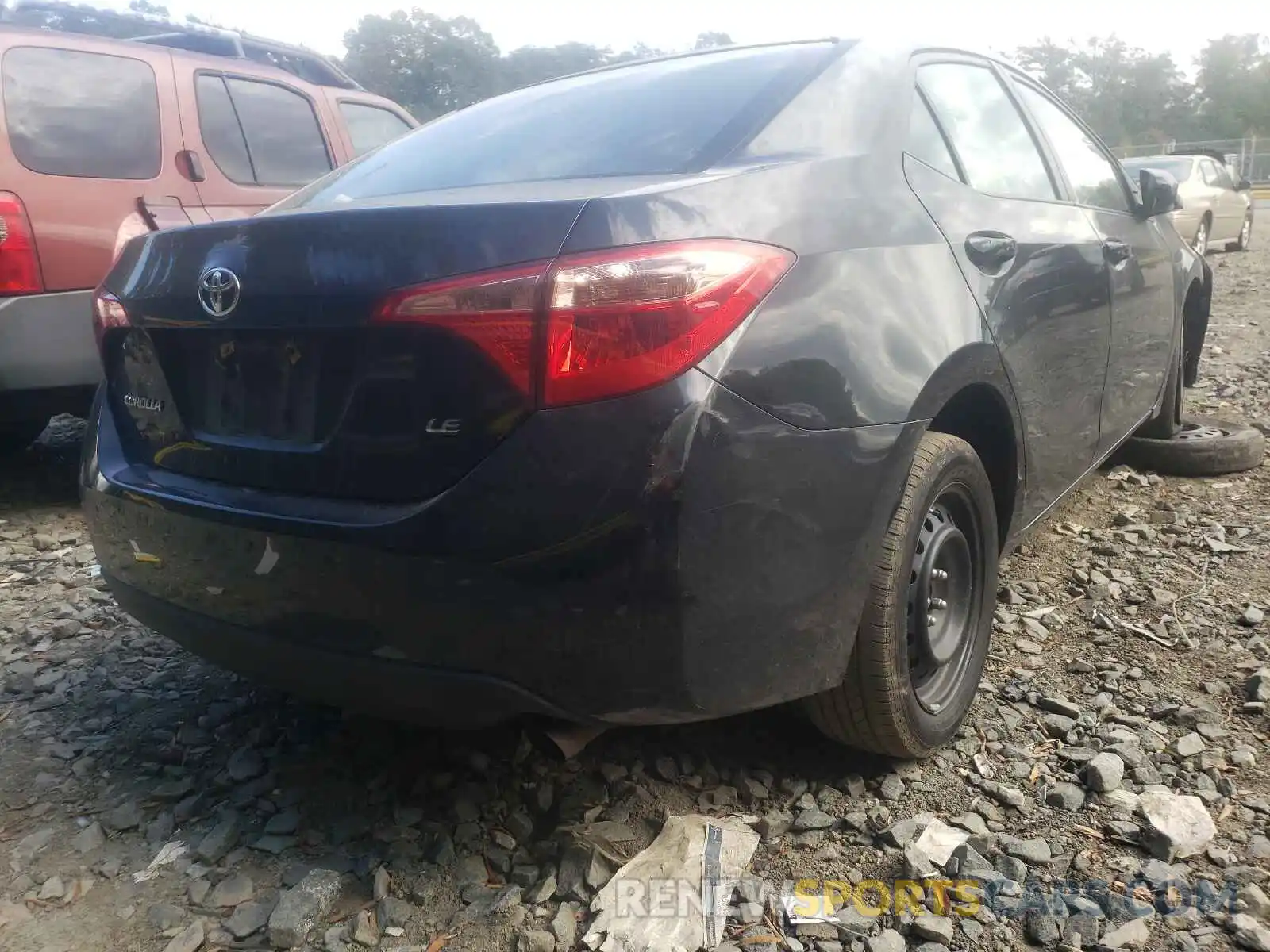 4 Photograph of a damaged car 2T1BURHE4KC169237 TOYOTA COROLLA 2019