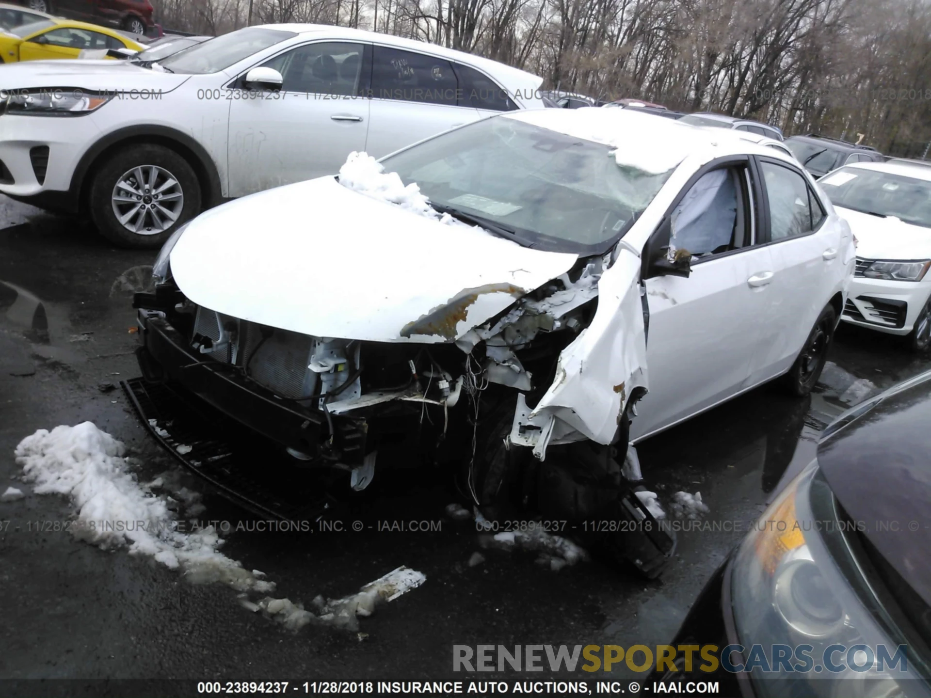 2 Photograph of a damaged car 2T1BURHE4KC169951 TOYOTA COROLLA 2019