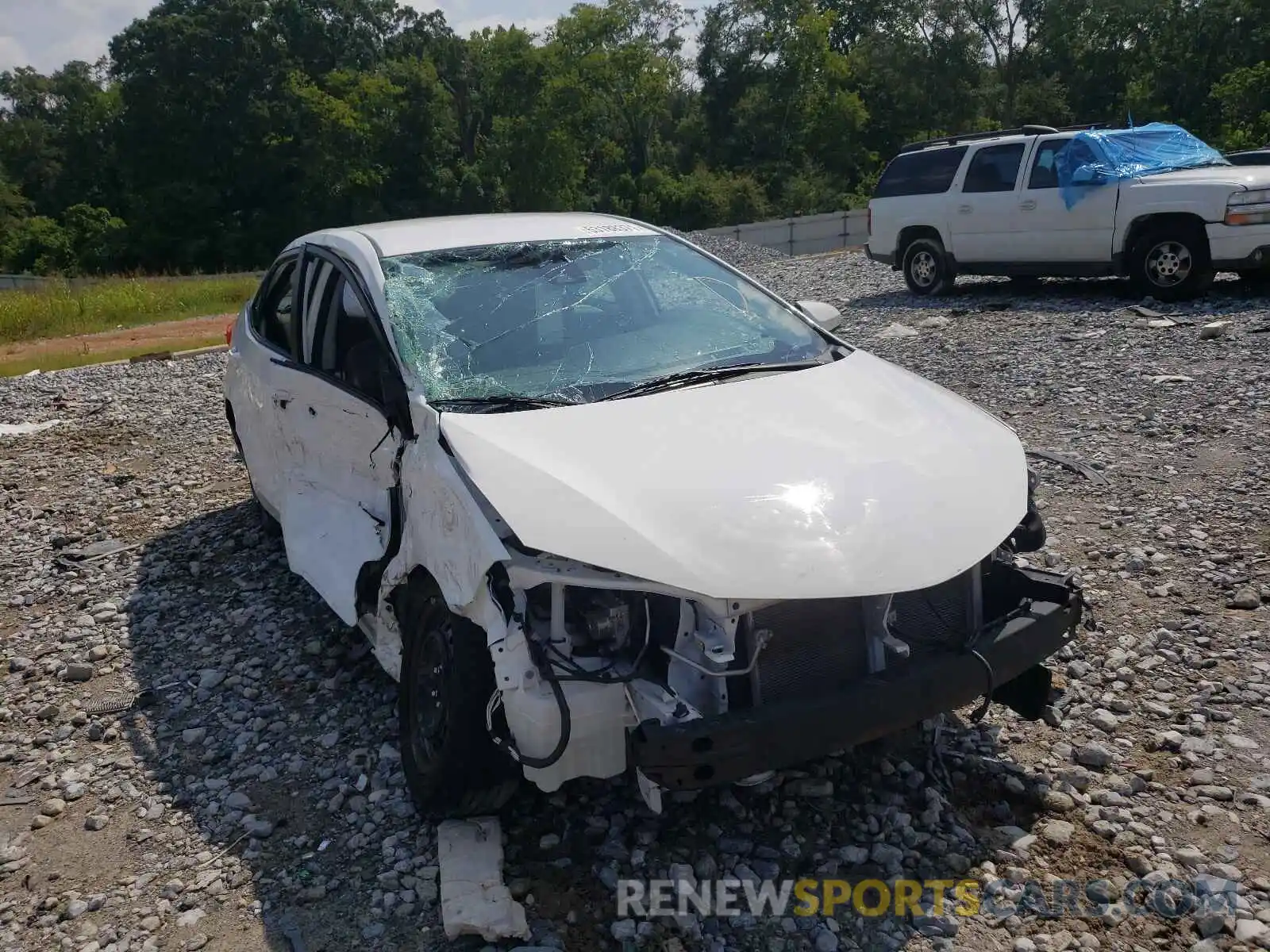 1 Photograph of a damaged car 2T1BURHE4KC170453 TOYOTA COROLLA 2019