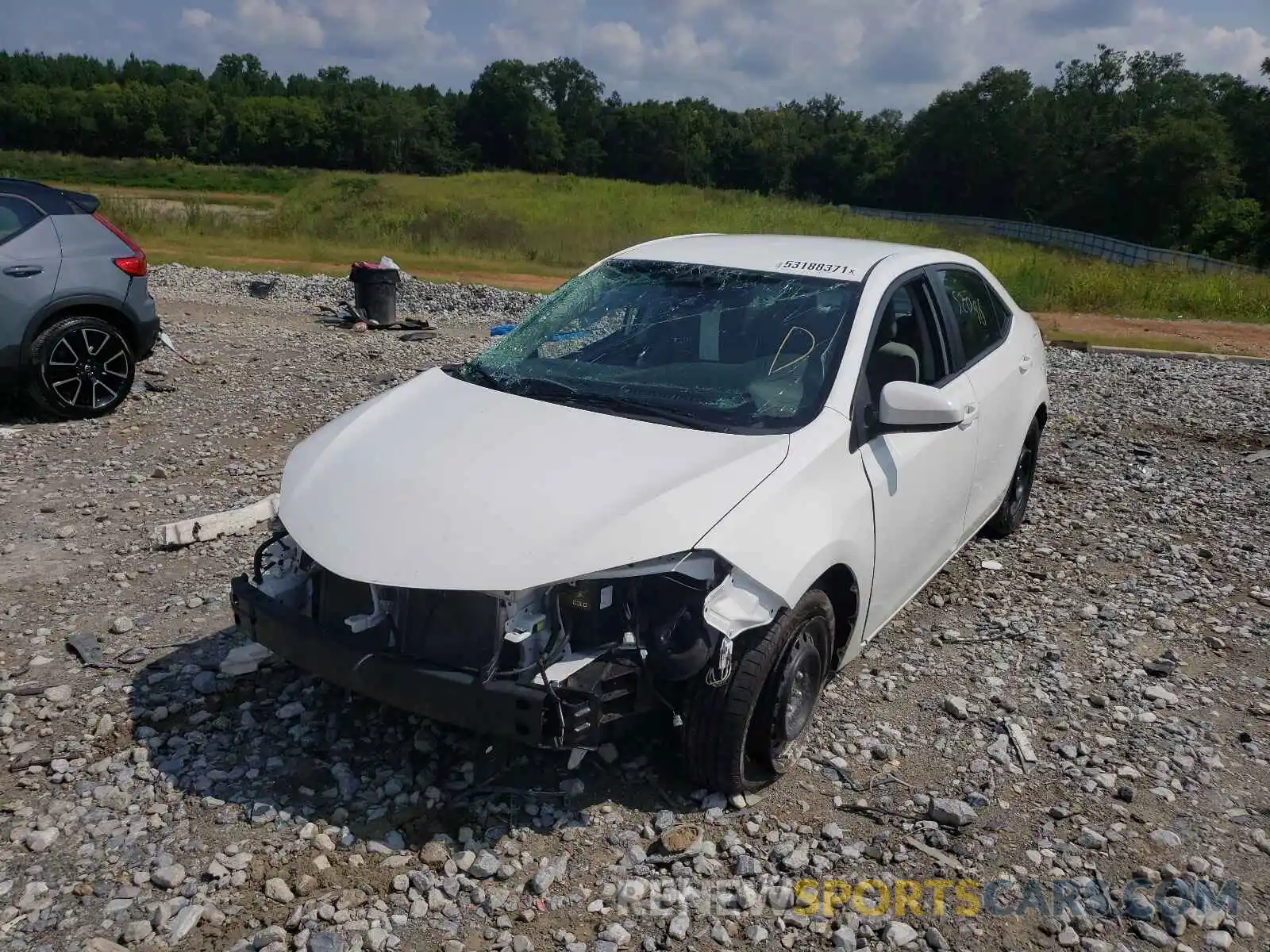 2 Photograph of a damaged car 2T1BURHE4KC170453 TOYOTA COROLLA 2019