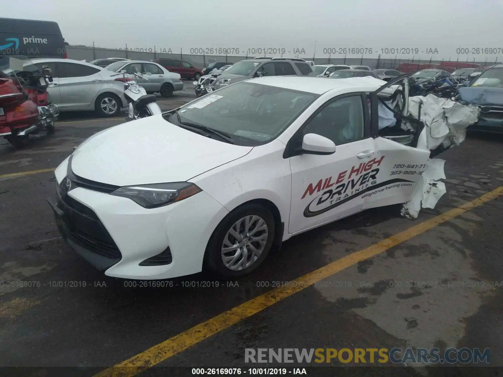 2 Photograph of a damaged car 2T1BURHE4KC170677 TOYOTA COROLLA 2019