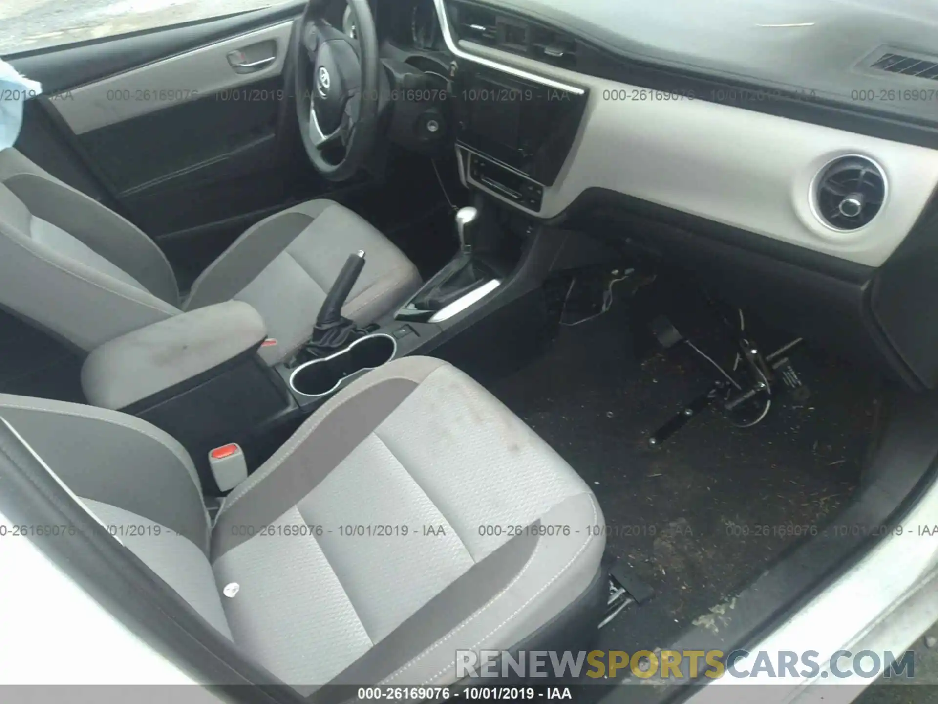 5 Photograph of a damaged car 2T1BURHE4KC170677 TOYOTA COROLLA 2019