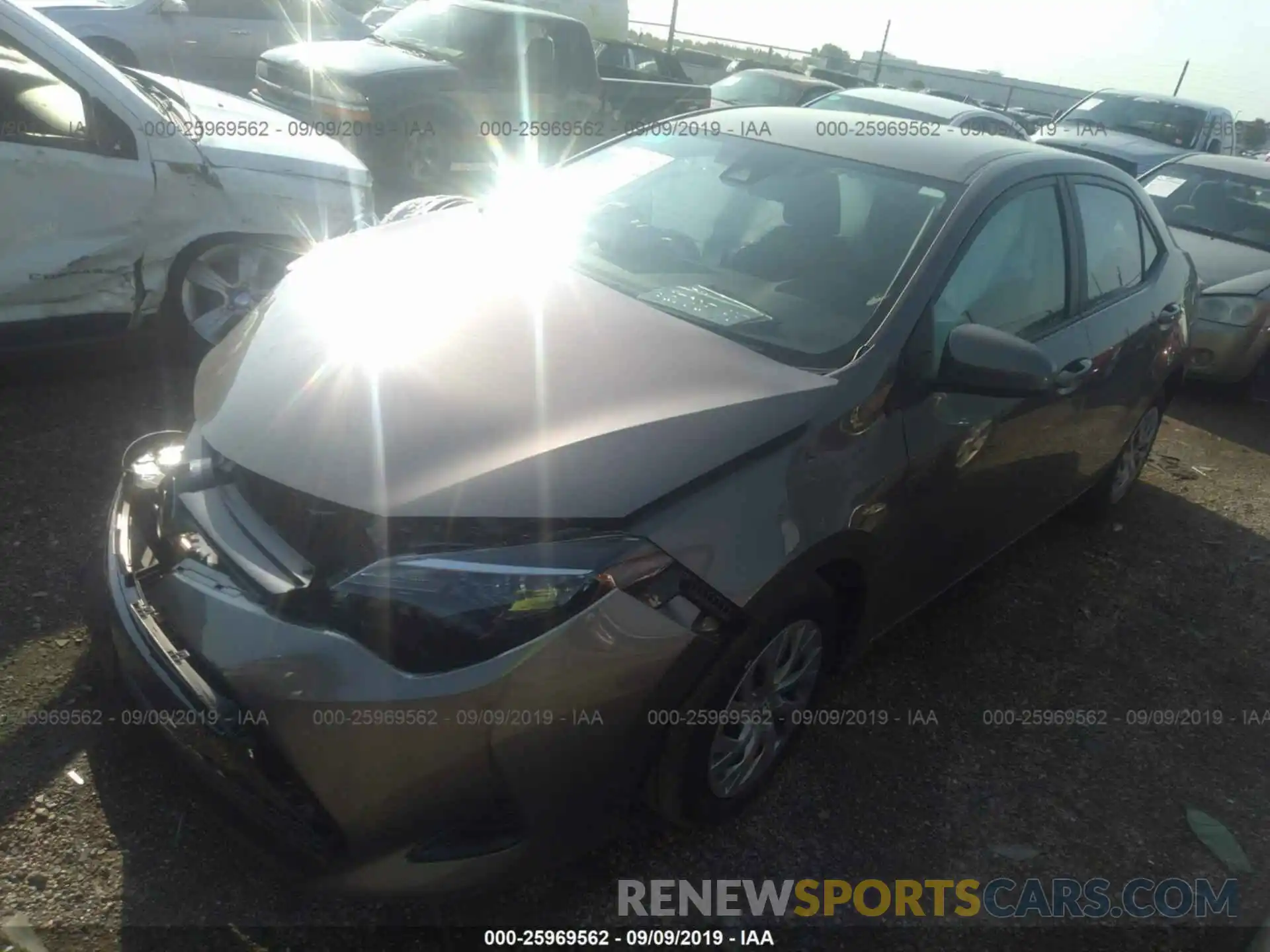 2 Photograph of a damaged car 2T1BURHE4KC170842 TOYOTA COROLLA 2019