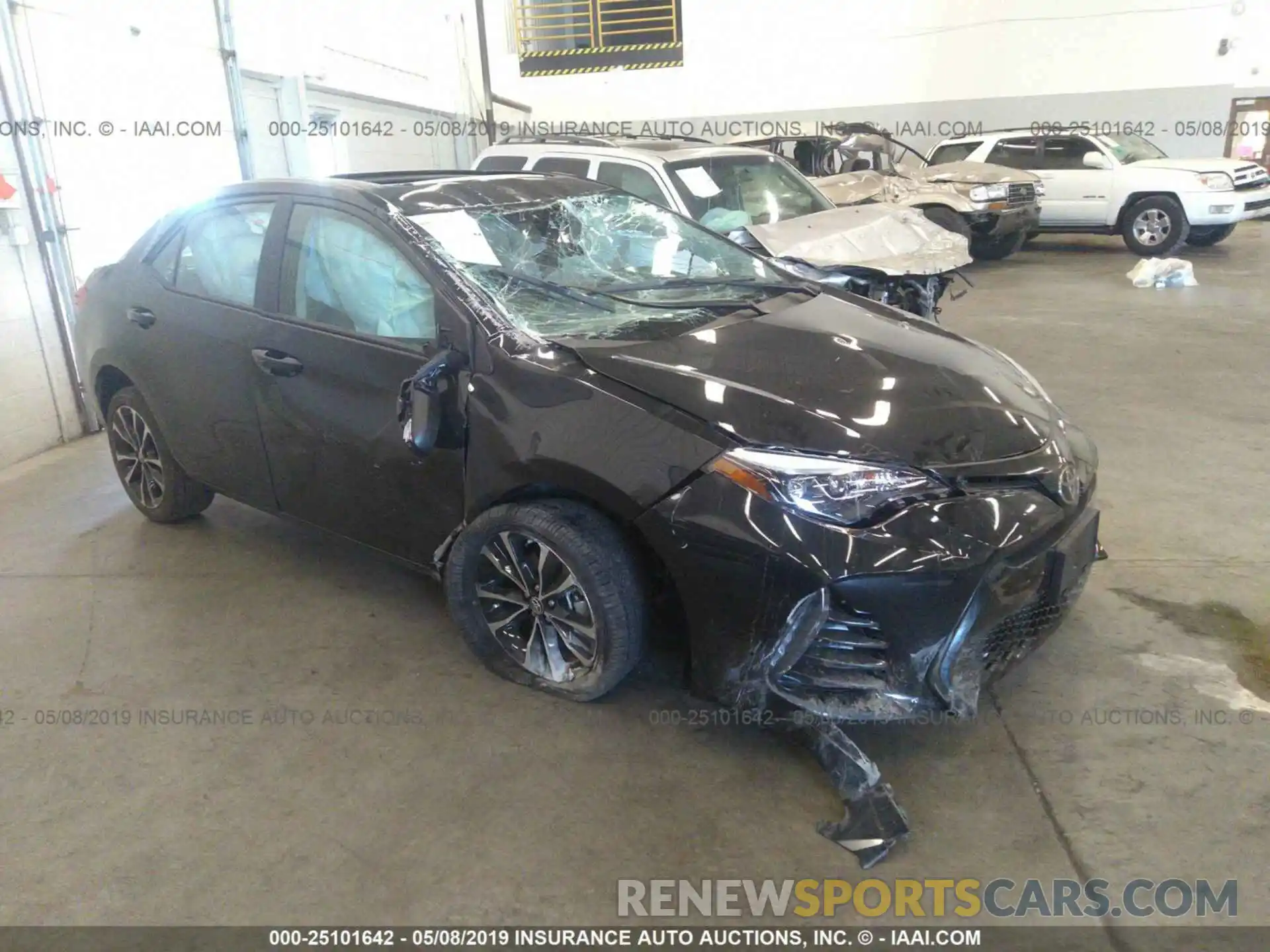 1 Photograph of a damaged car 2T1BURHE4KC170954 TOYOTA COROLLA 2019