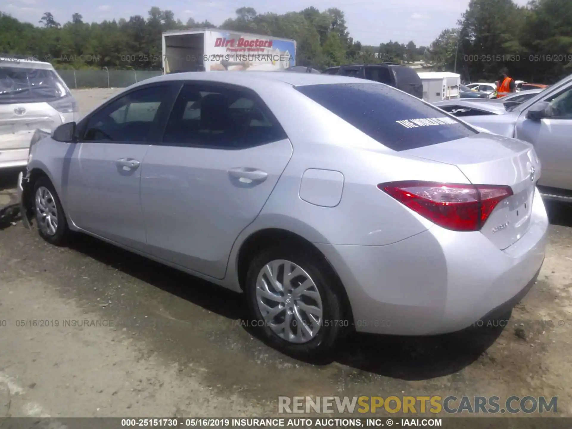 3 Photograph of a damaged car 2T1BURHE4KC171165 TOYOTA COROLLA 2019