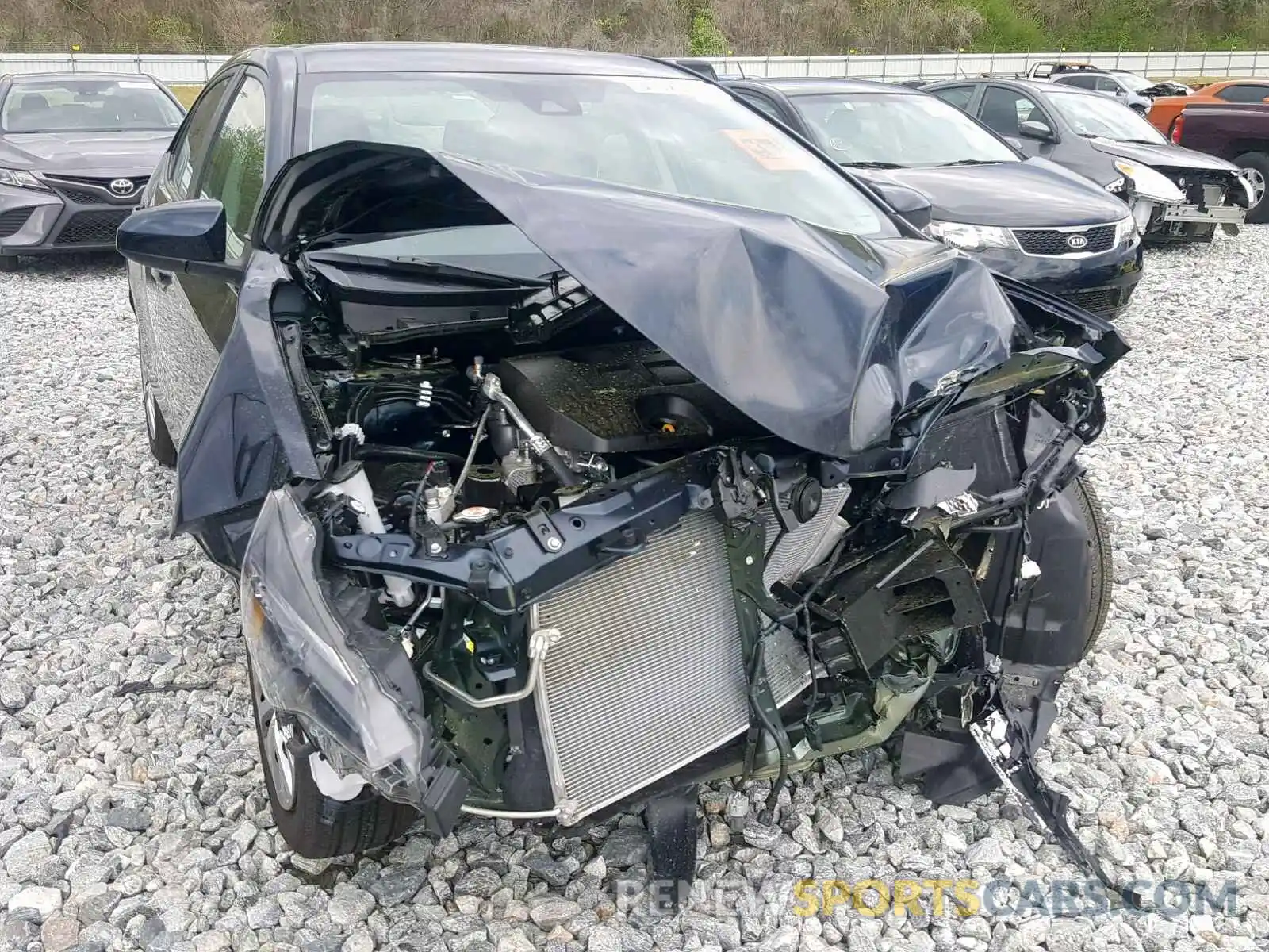 9 Photograph of a damaged car 2T1BURHE4KC171389 TOYOTA COROLLA 2019