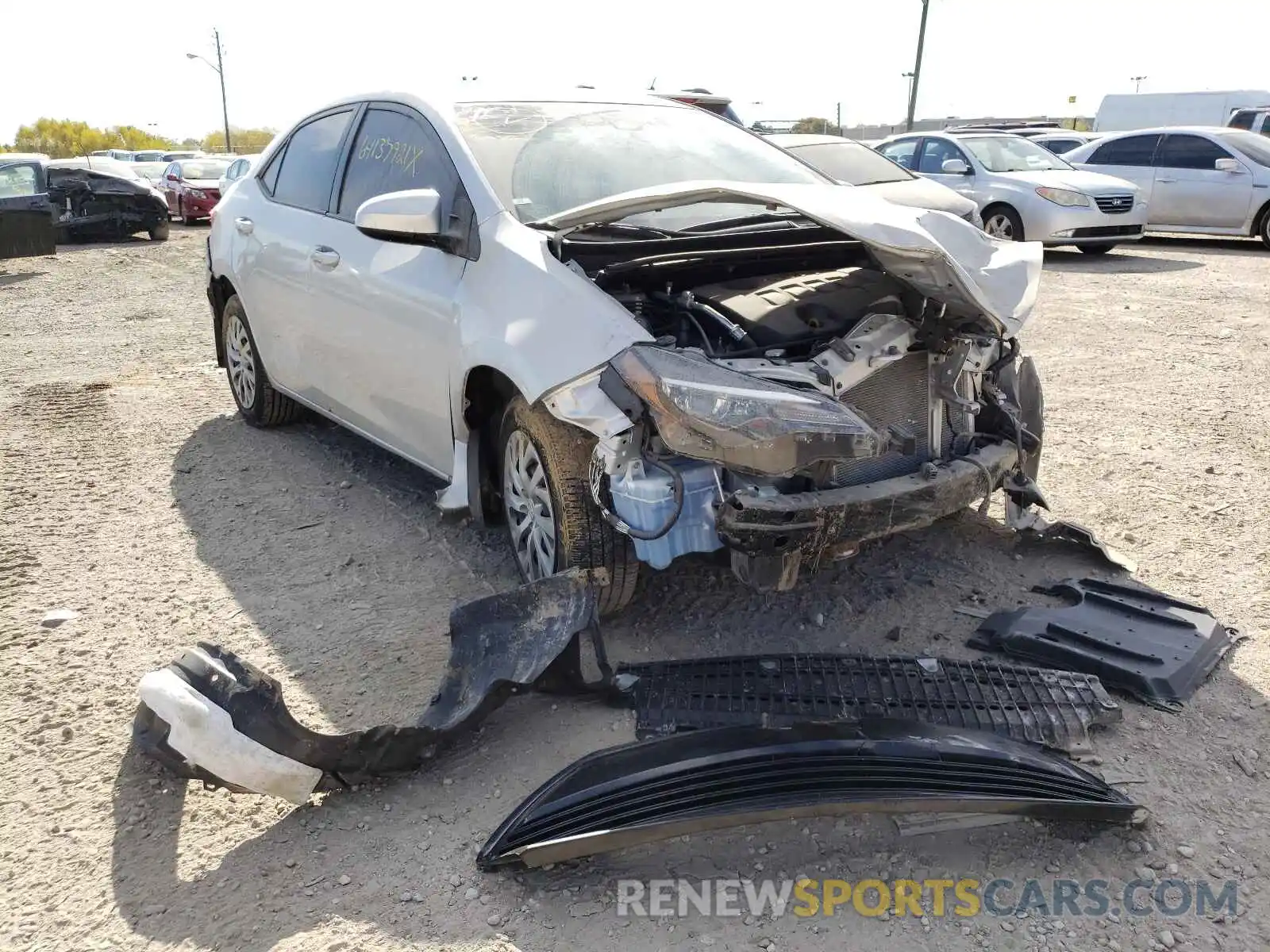 1 Photograph of a damaged car 2T1BURHE4KC171568 TOYOTA COROLLA 2019