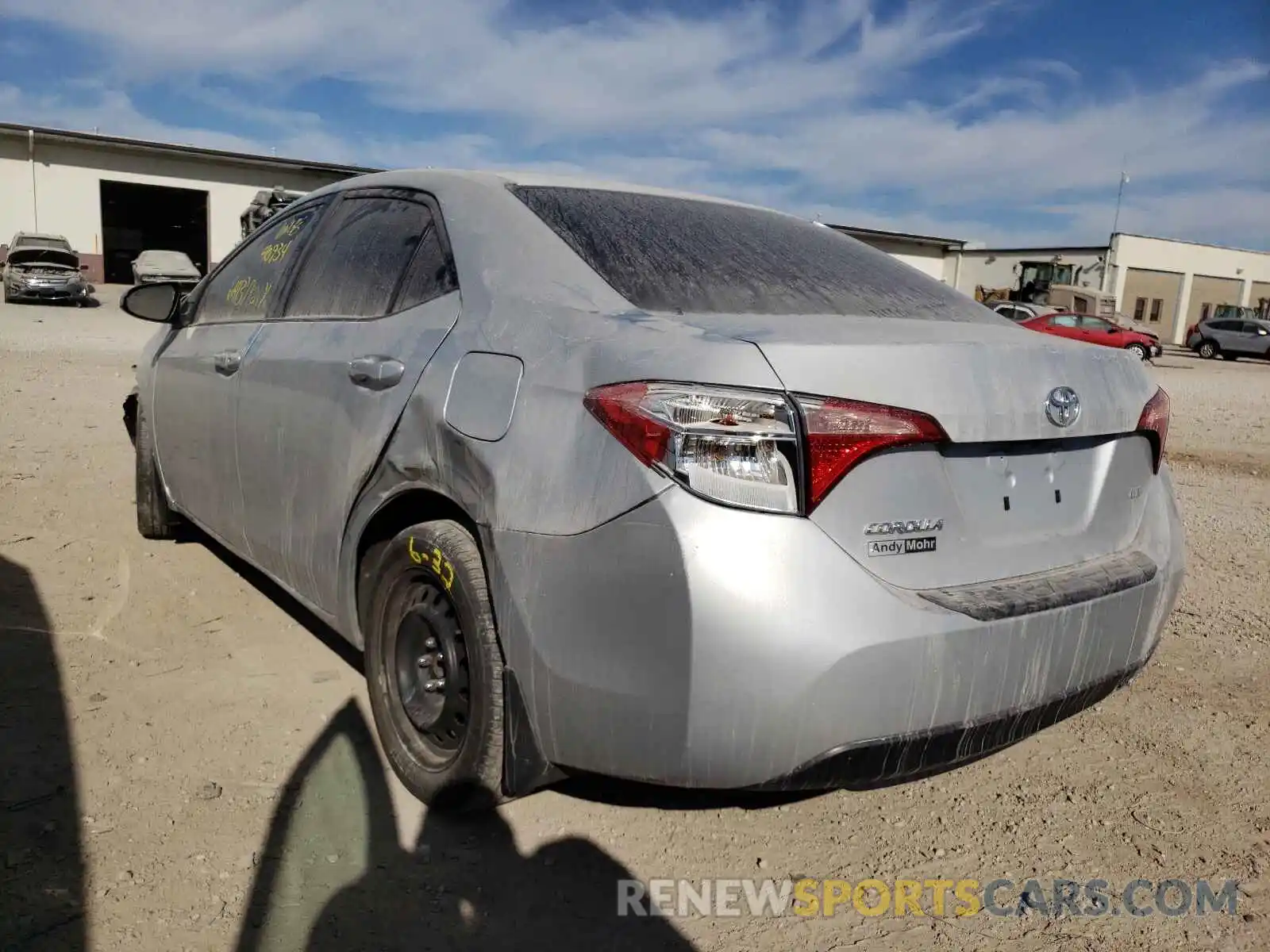 3 Photograph of a damaged car 2T1BURHE4KC171568 TOYOTA COROLLA 2019