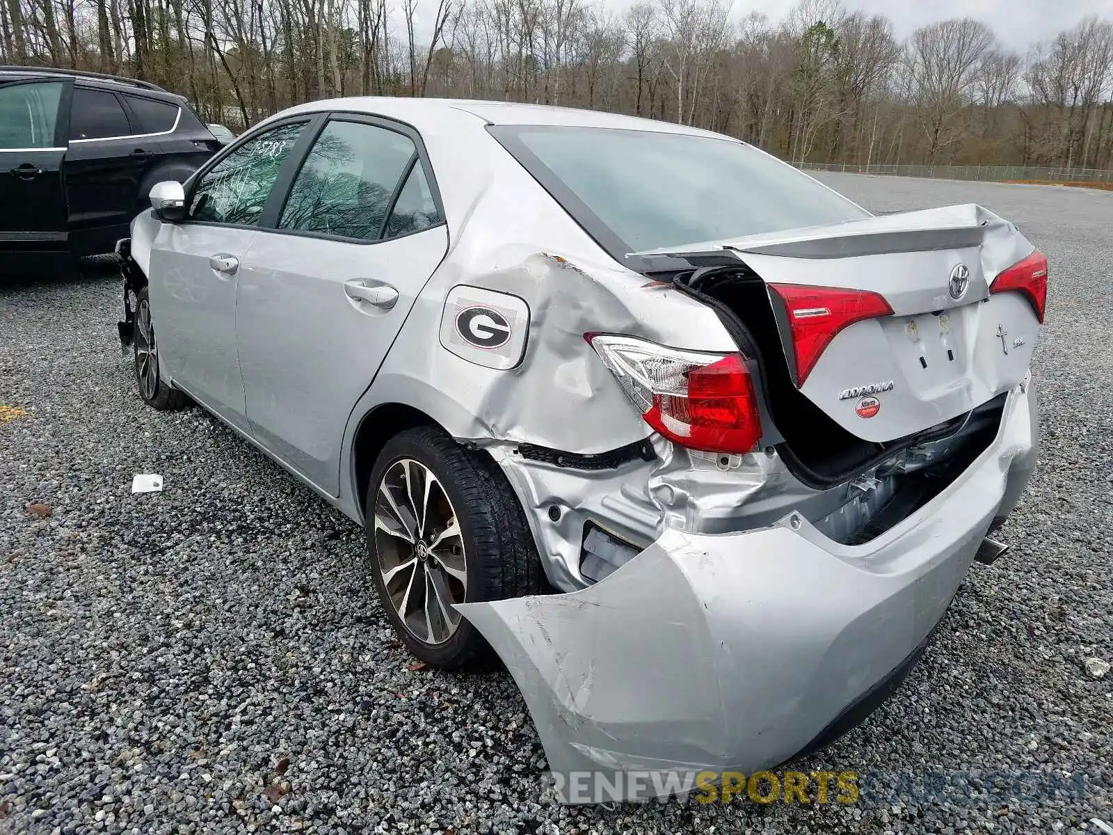 3 Photograph of a damaged car 2T1BURHE4KC171750 TOYOTA COROLLA 2019