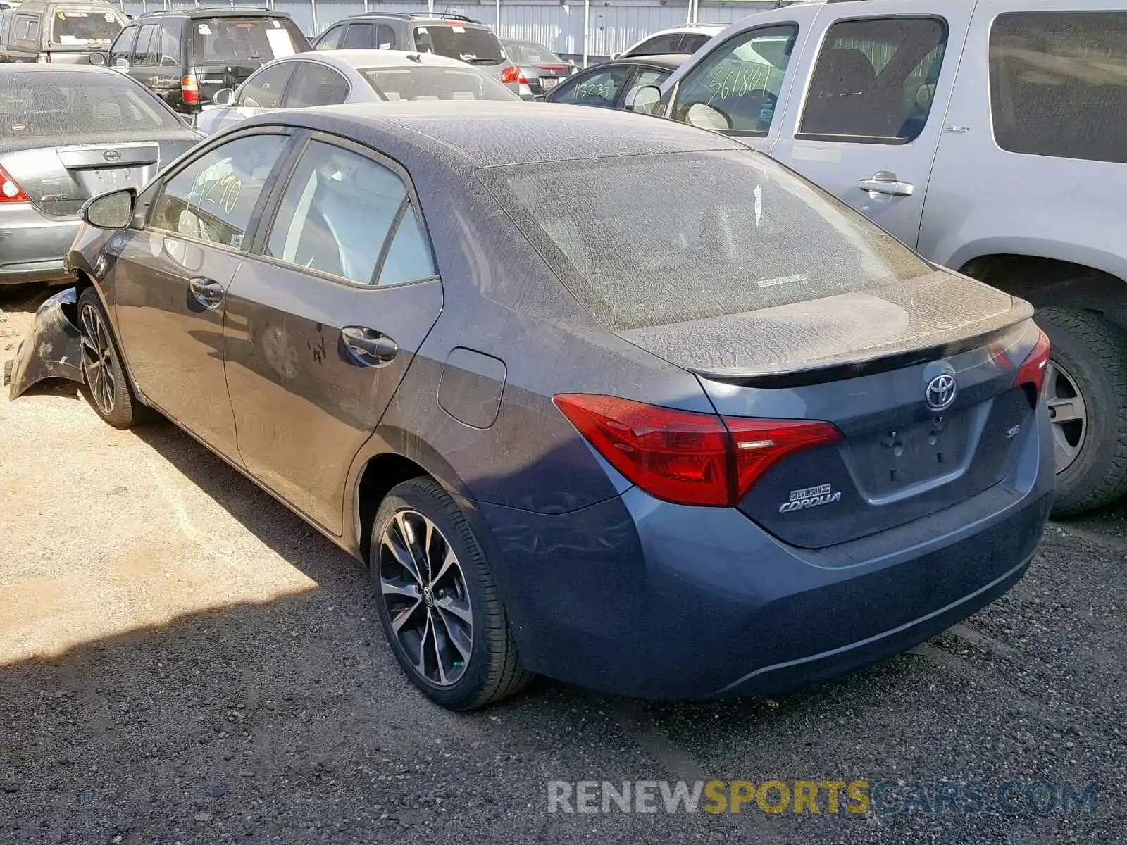 3 Photograph of a damaged car 2T1BURHE4KC171974 TOYOTA COROLLA 2019