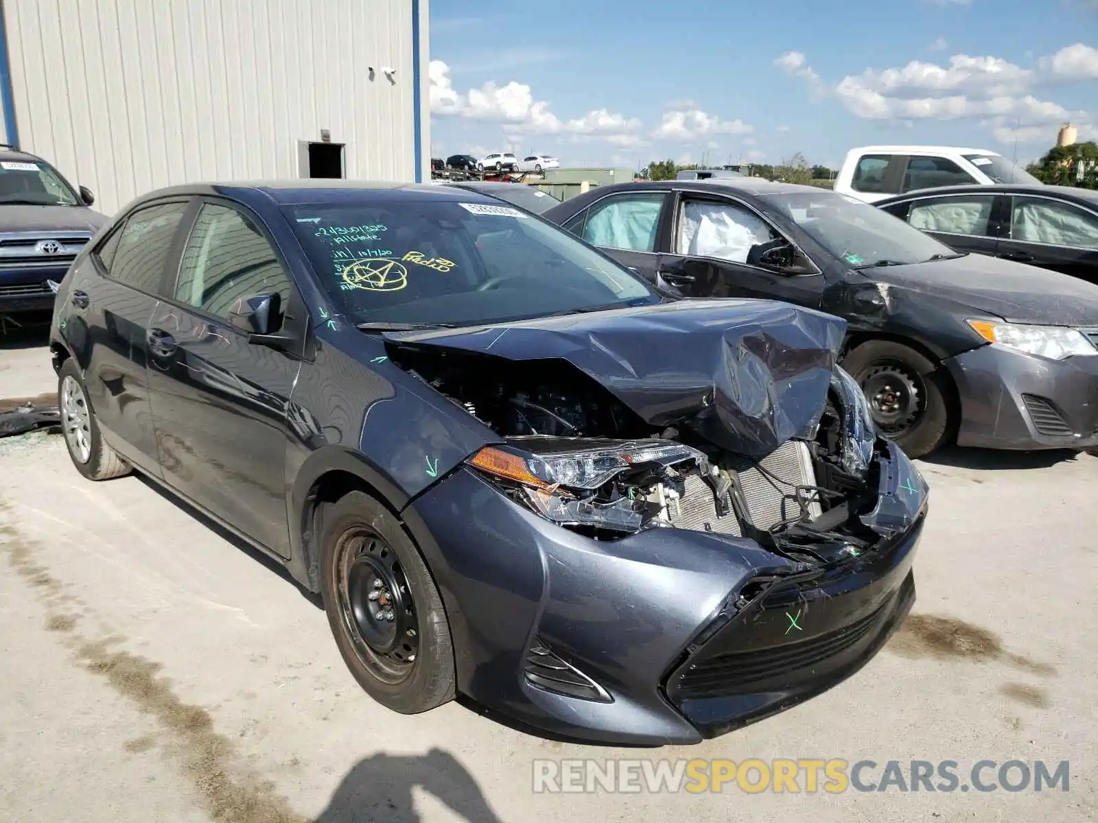 1 Photograph of a damaged car 2T1BURHE4KC172803 TOYOTA COROLLA 2019