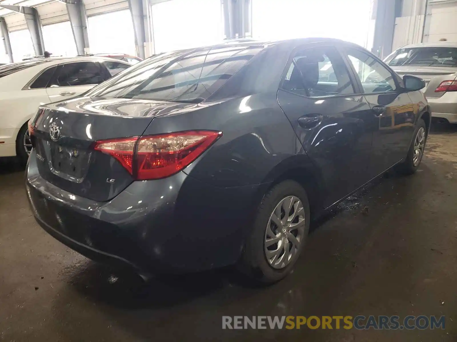 4 Photograph of a damaged car 2T1BURHE4KC173806 TOYOTA COROLLA 2019