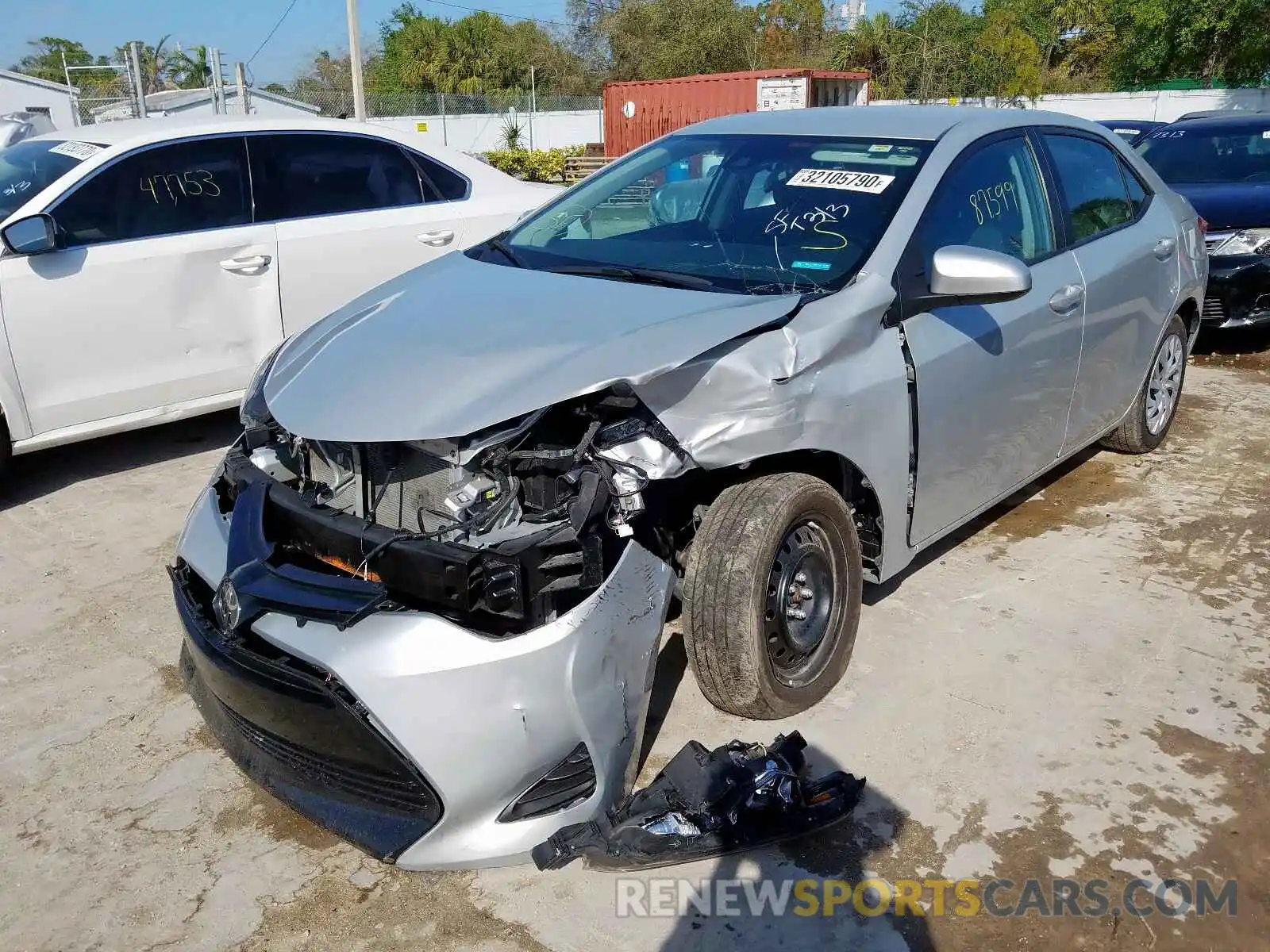 2 Photograph of a damaged car 2T1BURHE4KC175071 TOYOTA COROLLA 2019