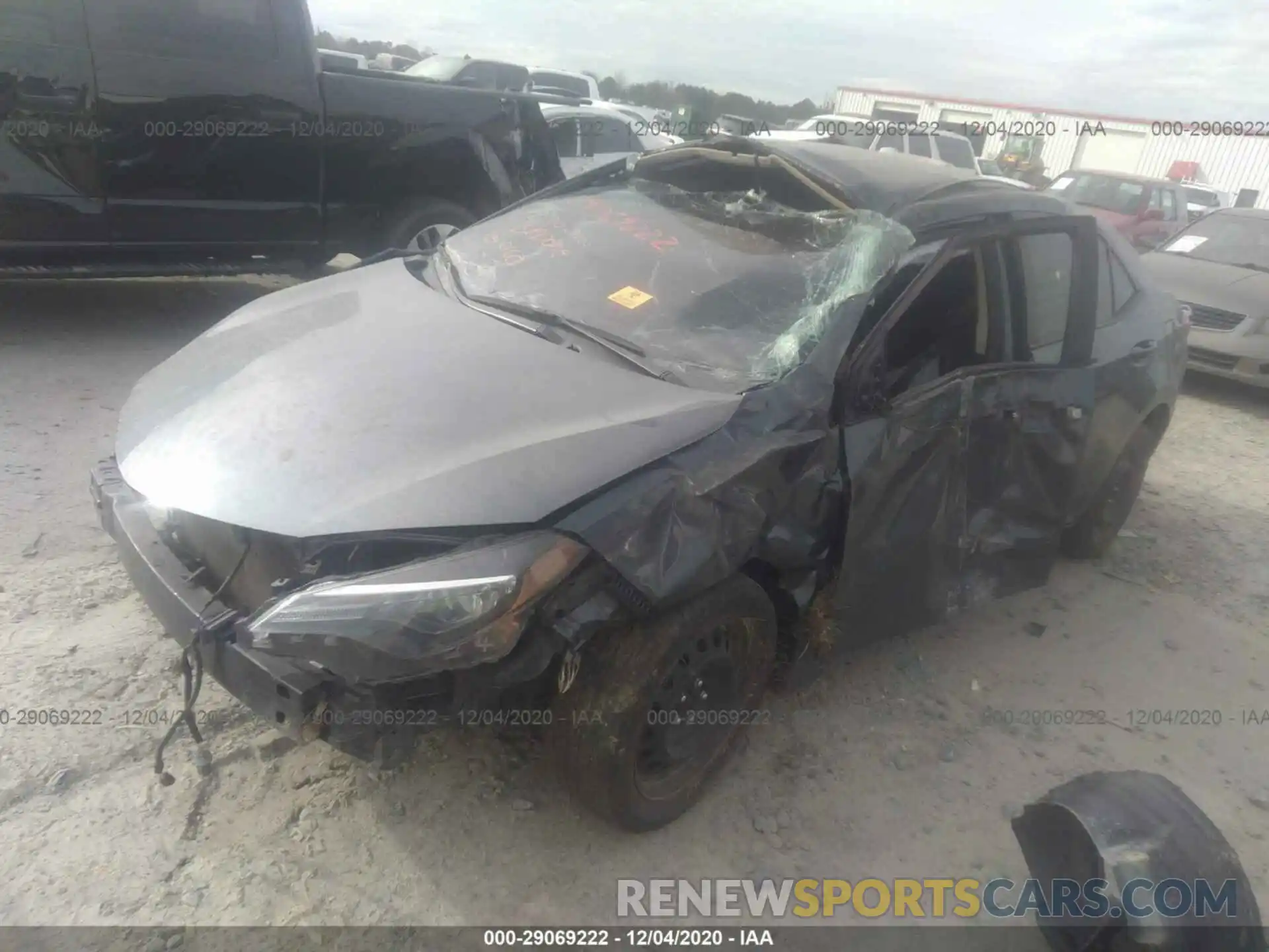 2 Photograph of a damaged car 2T1BURHE4KC175698 TOYOTA COROLLA 2019