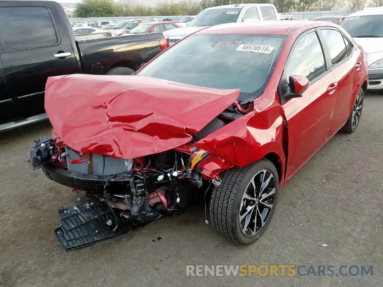 2 Photograph of a damaged car 2T1BURHE4KC175815 TOYOTA COROLLA 2019