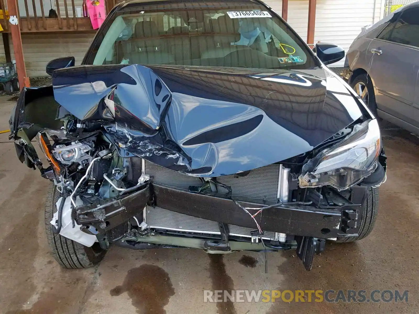 9 Photograph of a damaged car 2T1BURHE4KC176107 TOYOTA COROLLA 2019