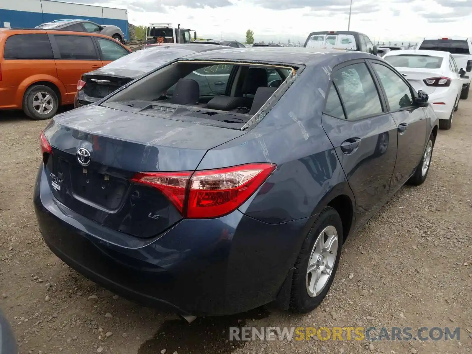 4 Photograph of a damaged car 2T1BURHE4KC176317 TOYOTA COROLLA 2019