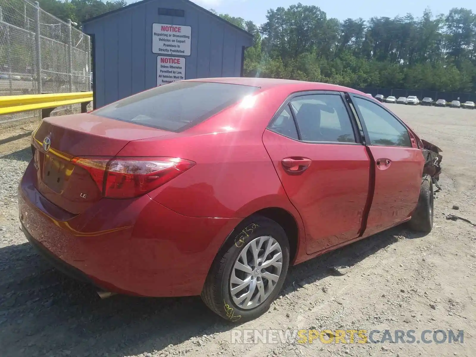 4 Photograph of a damaged car 2T1BURHE4KC176897 TOYOTA COROLLA 2019